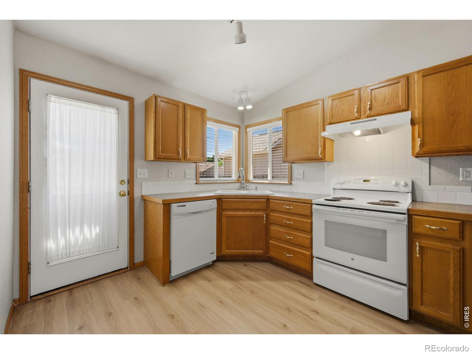 MLS Image #6 for 356  cardinal avenue,loveland, Colorado