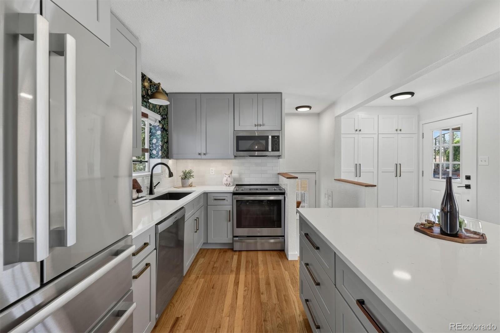 MLS Image #10 for 3652  locust street,denver, Colorado