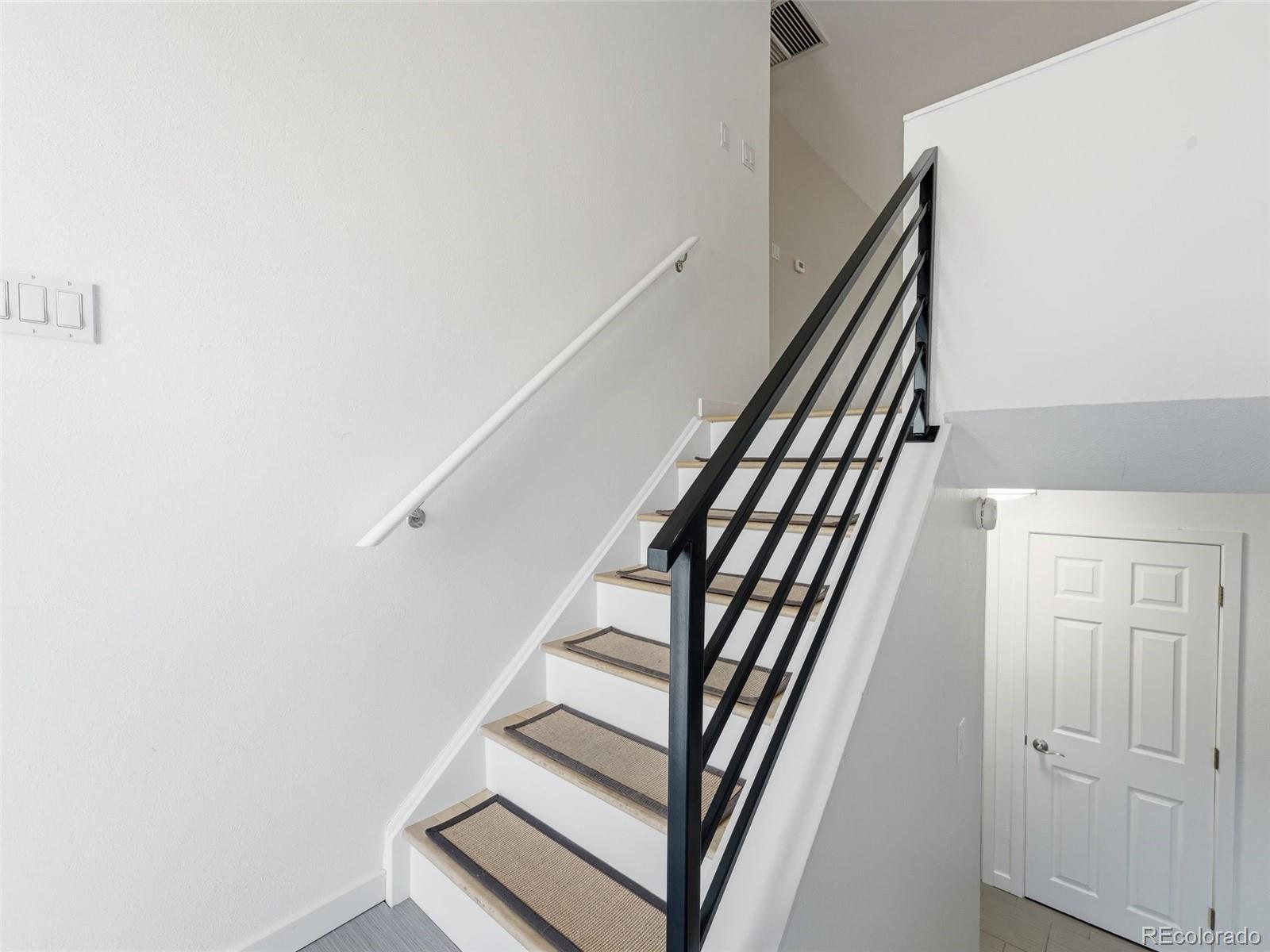MLS Image #11 for 2249 s yank court,lakewood, Colorado