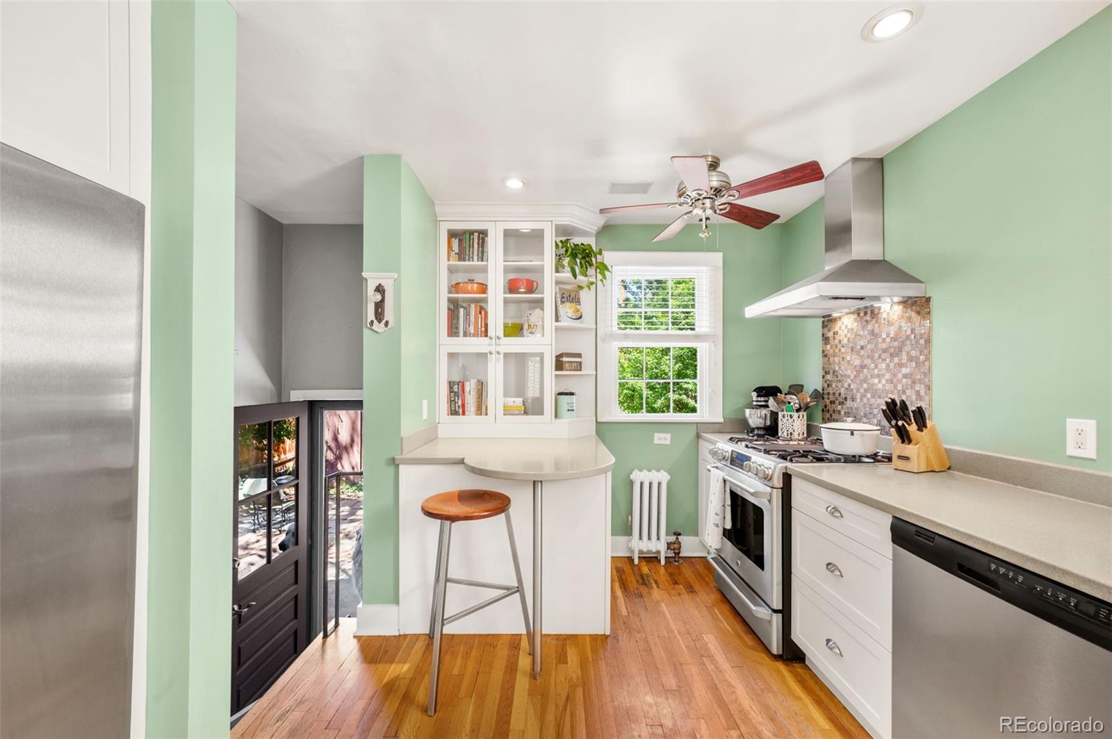 MLS Image #10 for 1665  bellaire street,denver, Colorado