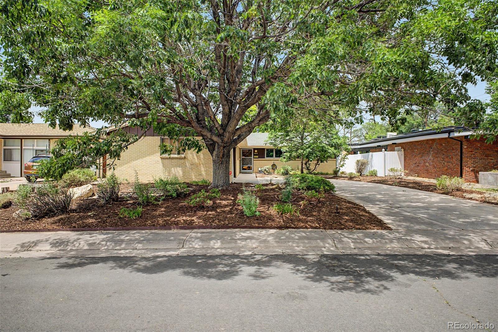 MLS Image #0 for 1511 s cherry street,denver, Colorado