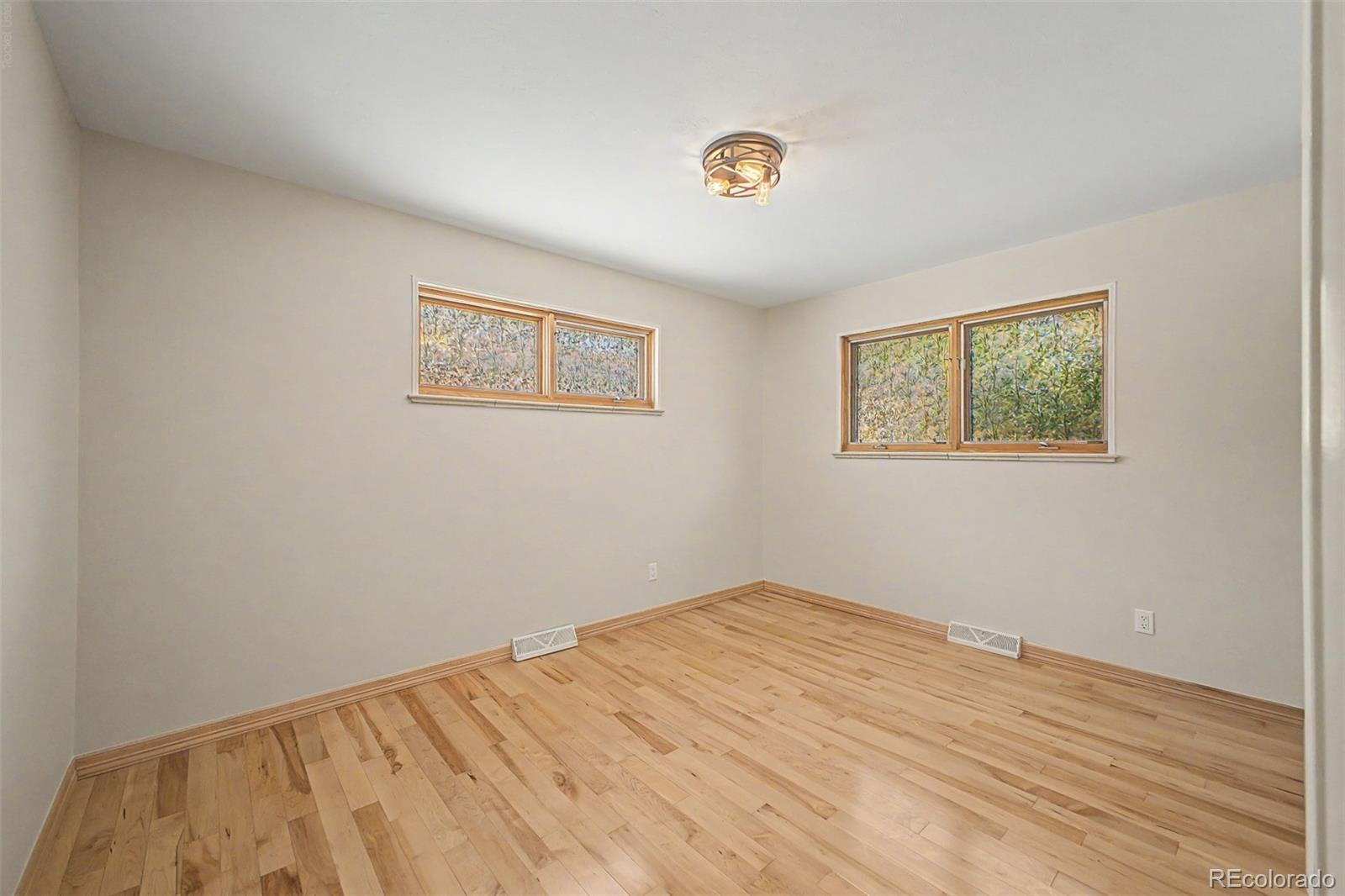 MLS Image #20 for 1511 s cherry street,denver, Colorado
