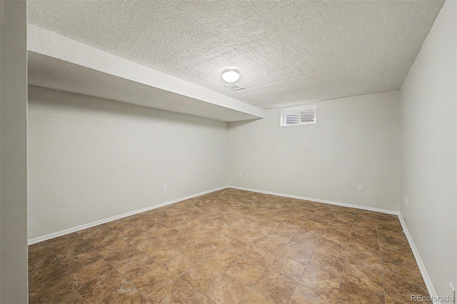 MLS Image #28 for 1511 s cherry street,denver, Colorado