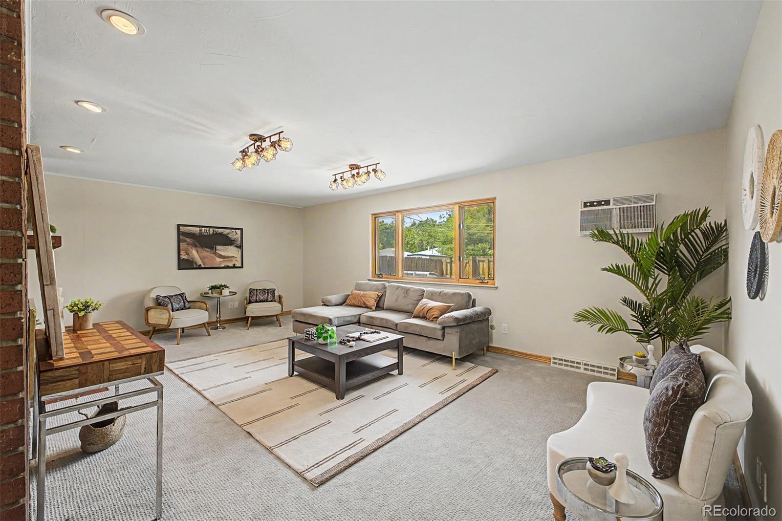 MLS Image #3 for 1511 s cherry street,denver, Colorado