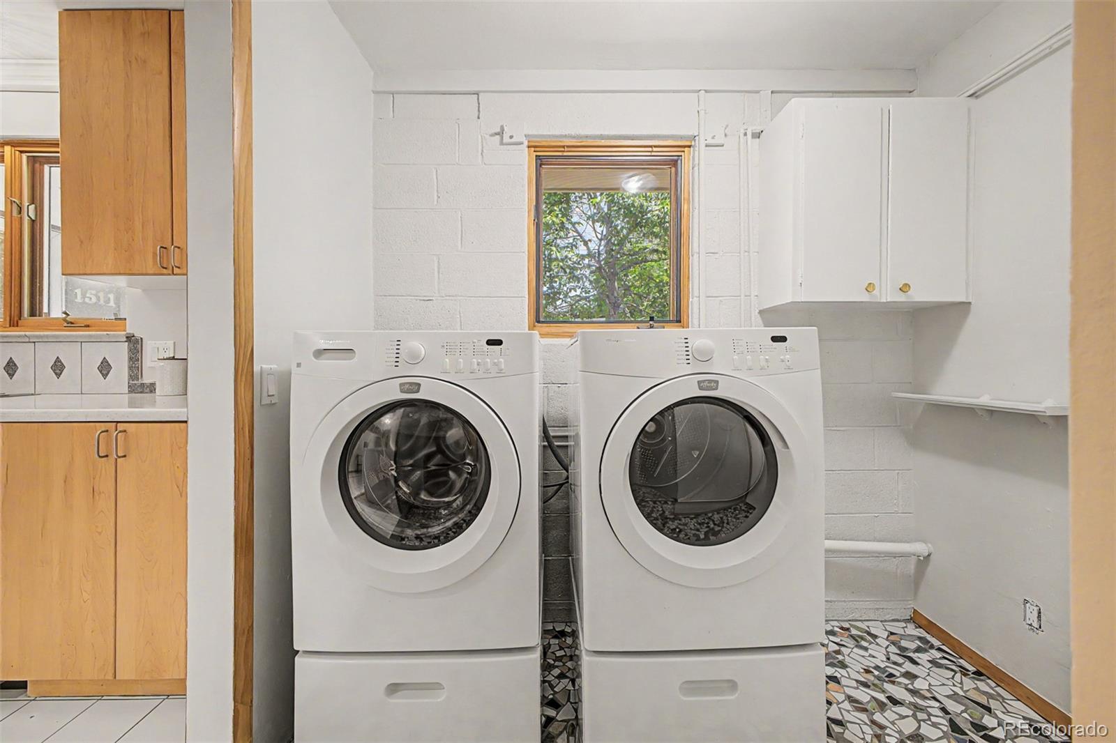 MLS Image #31 for 1511 s cherry street,denver, Colorado