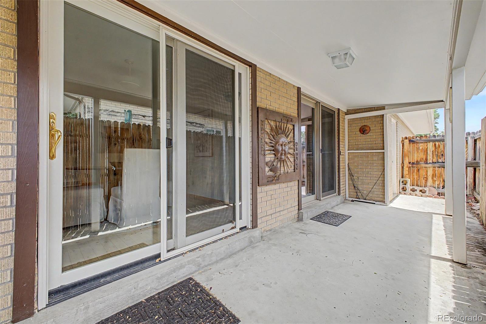 MLS Image #33 for 1511 s cherry street,denver, Colorado