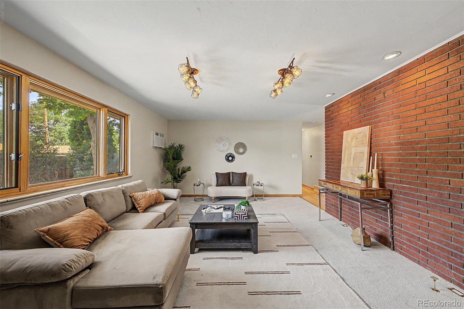 MLS Image #6 for 1511 s cherry street,denver, Colorado