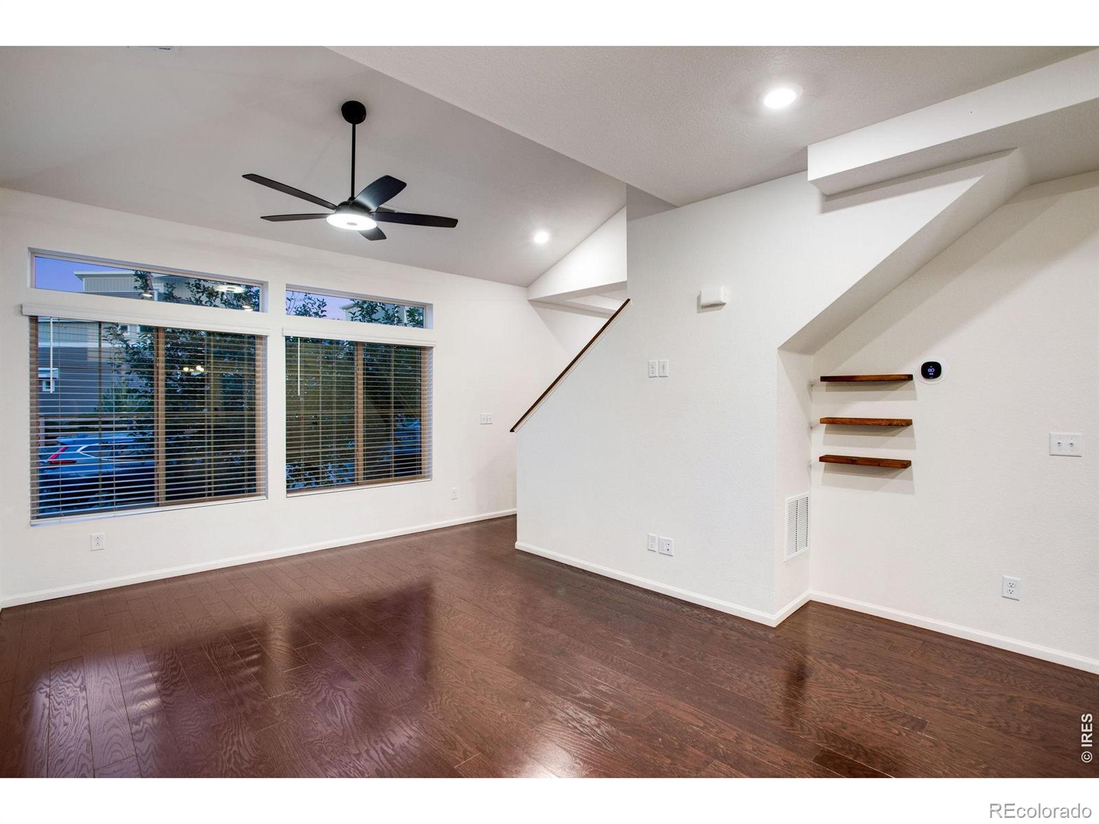 MLS Image #10 for 10041  yampa court,commerce city, Colorado