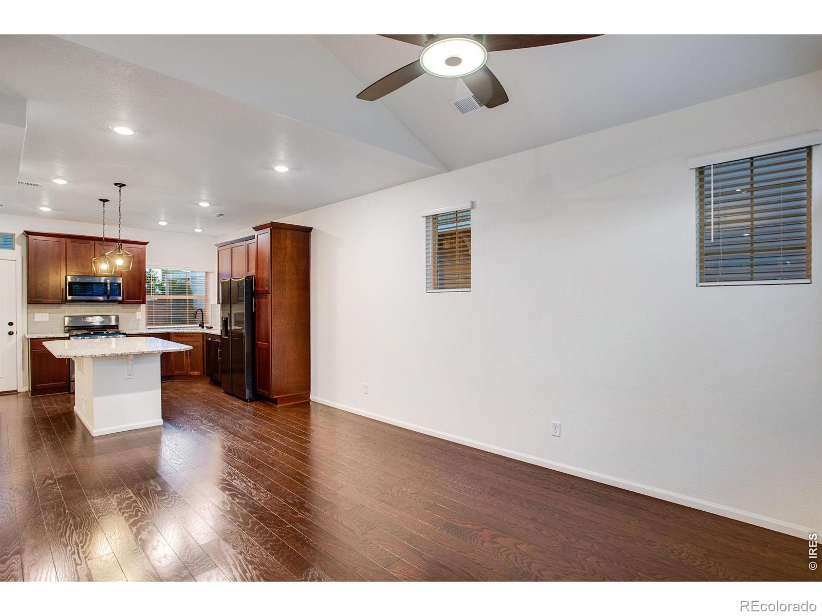 MLS Image #6 for 10041  yampa court,commerce city, Colorado