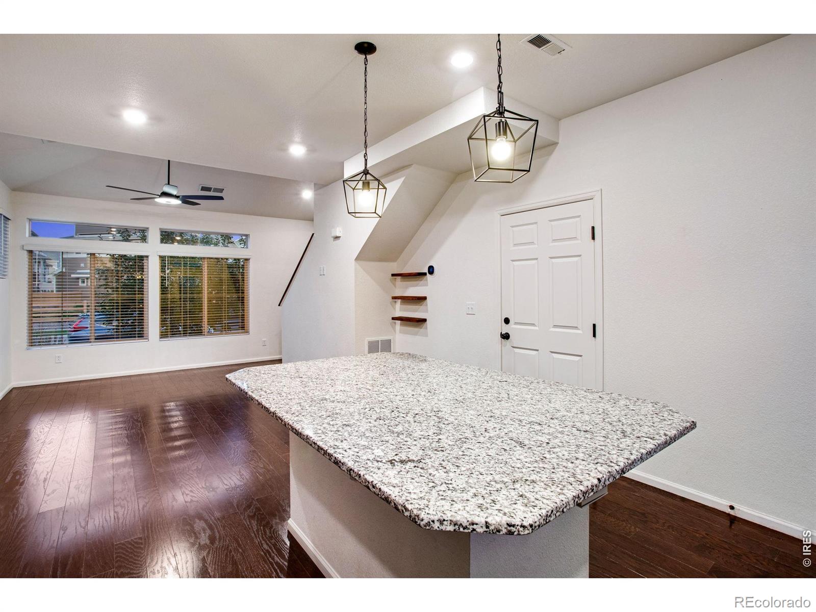 MLS Image #9 for 10041  yampa court,commerce city, Colorado