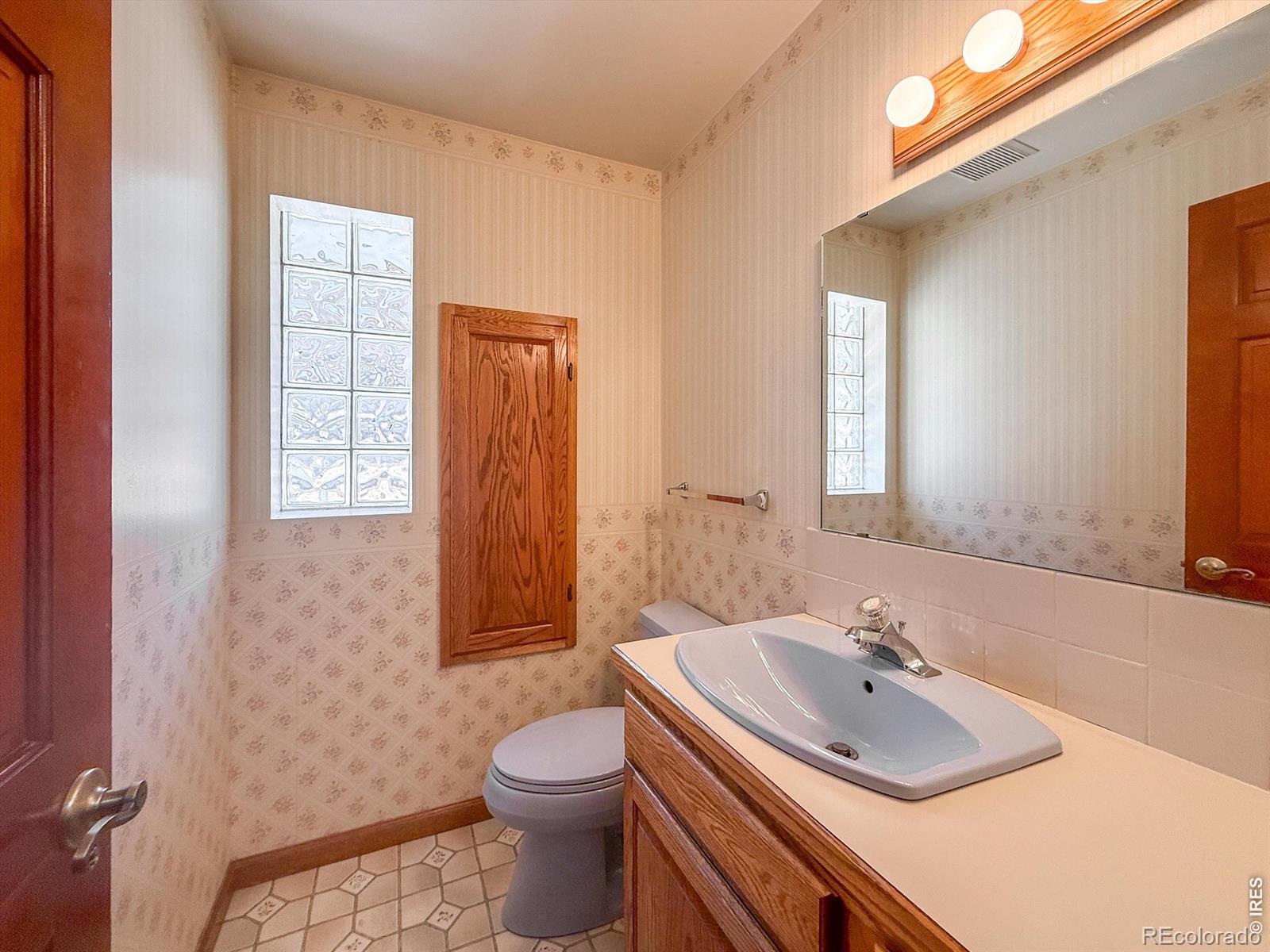 MLS Image #15 for 2224  spindrift drive,longmont, Colorado