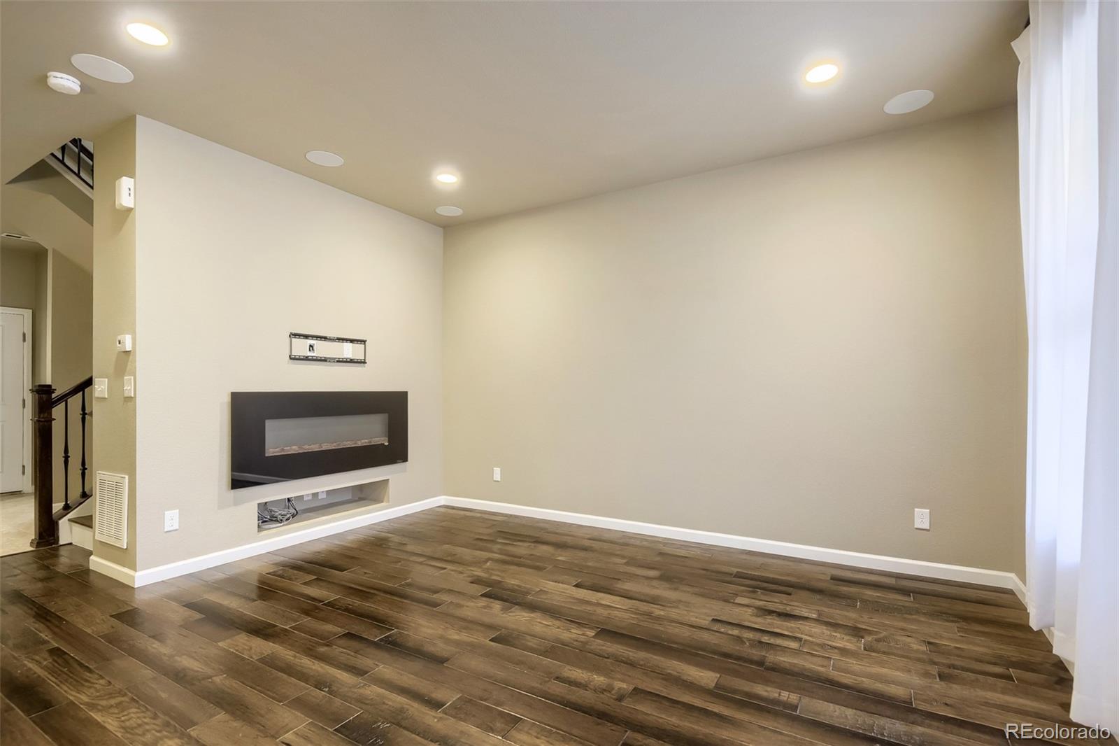 MLS Image #2 for 9004 e caley way,englewood, Colorado