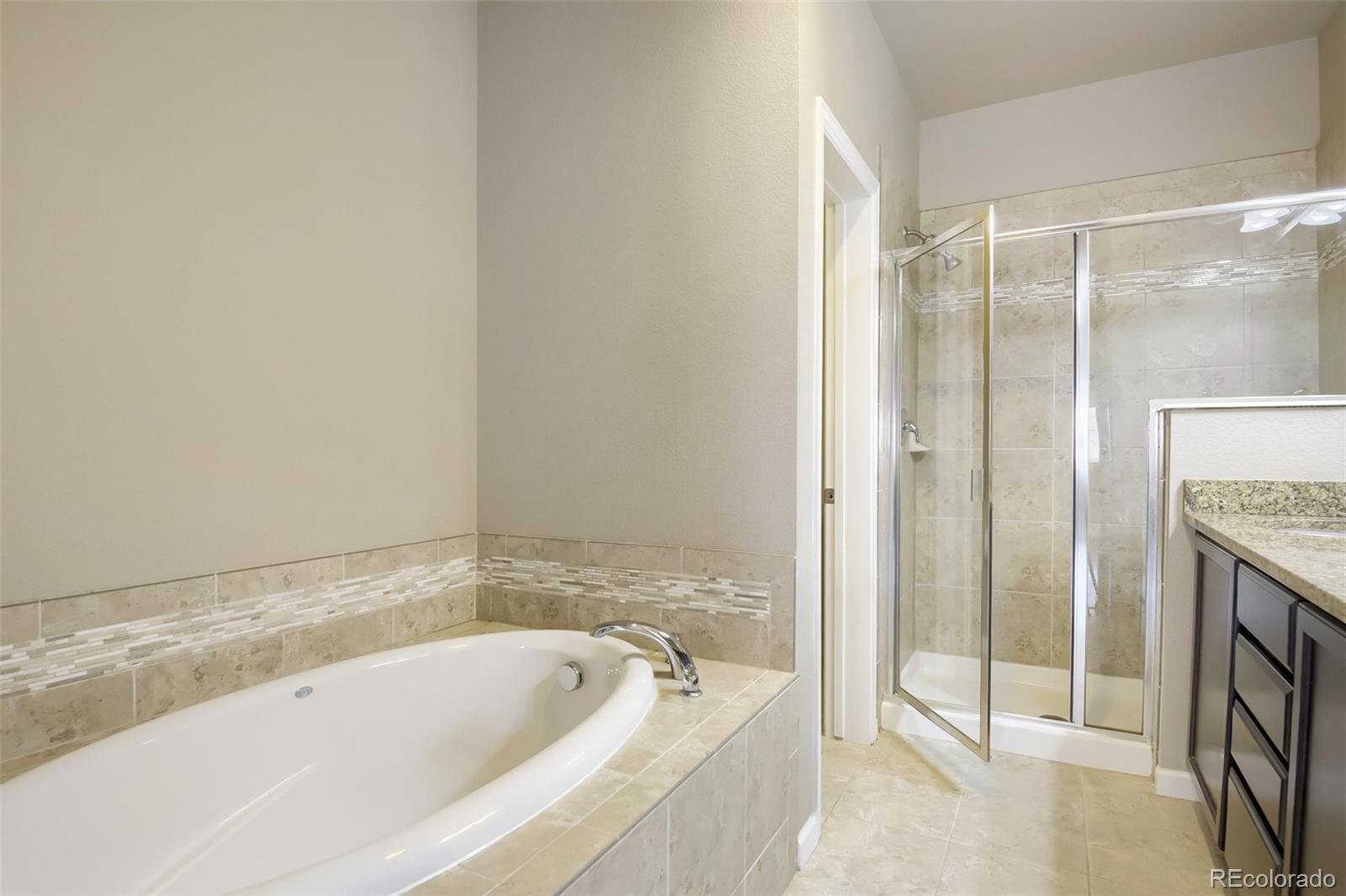 MLS Image #20 for 9004 e caley way,englewood, Colorado