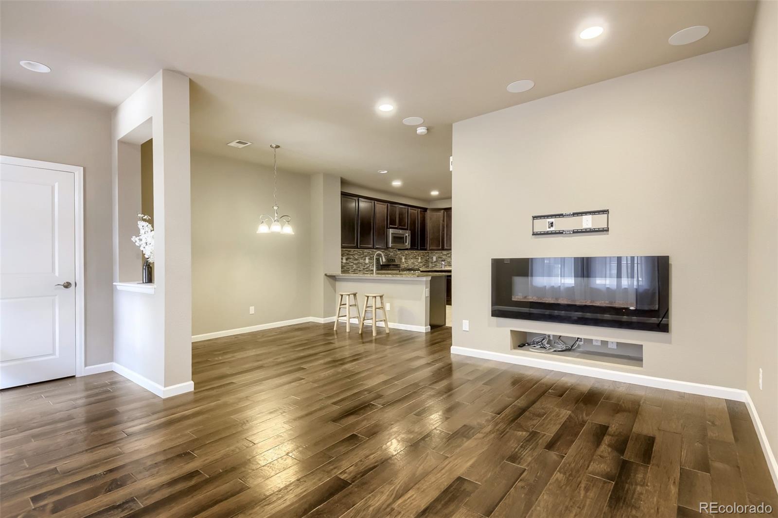MLS Image #3 for 9004 e caley way,englewood, Colorado