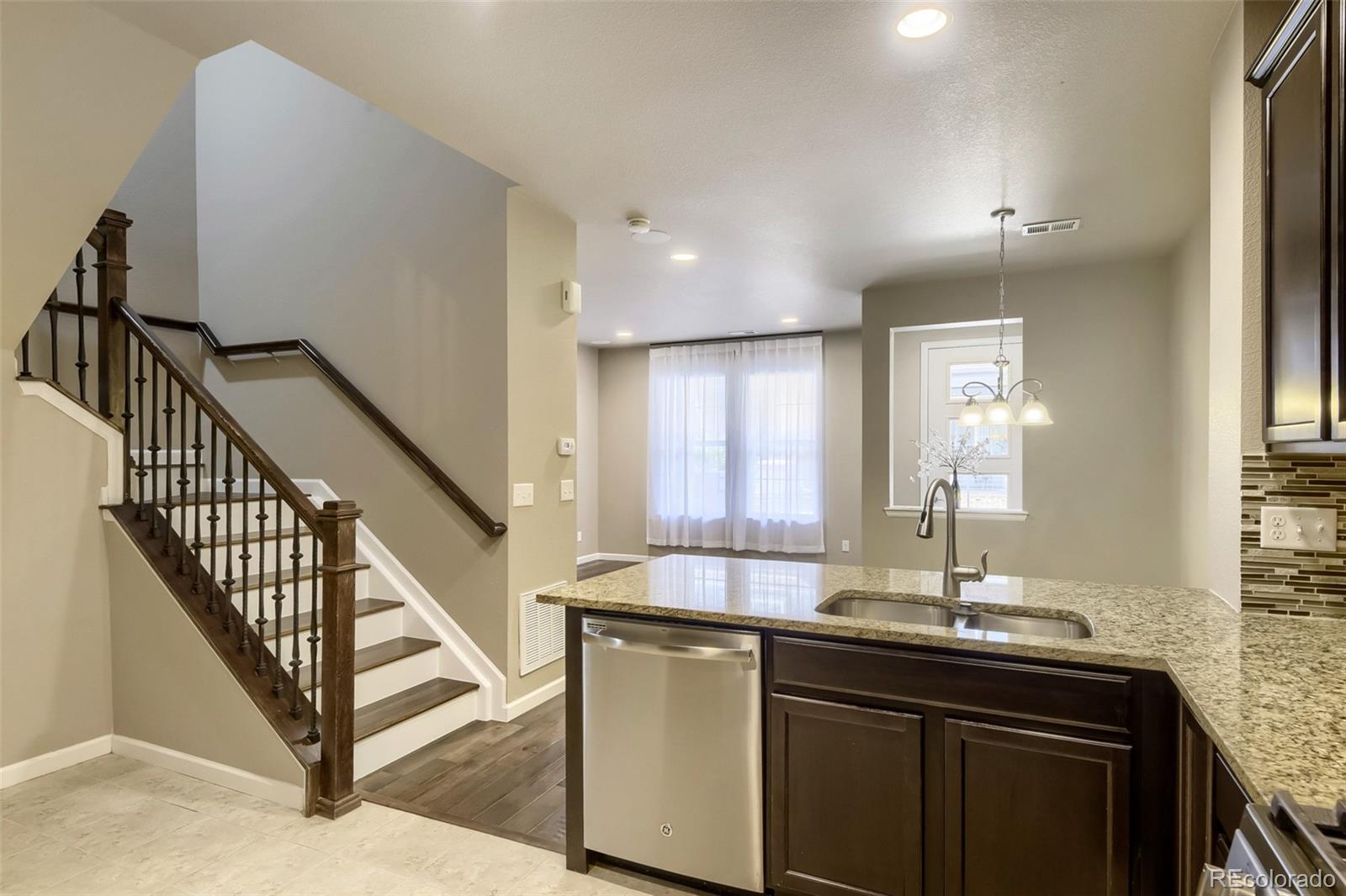MLS Image #7 for 9004 e caley way,englewood, Colorado