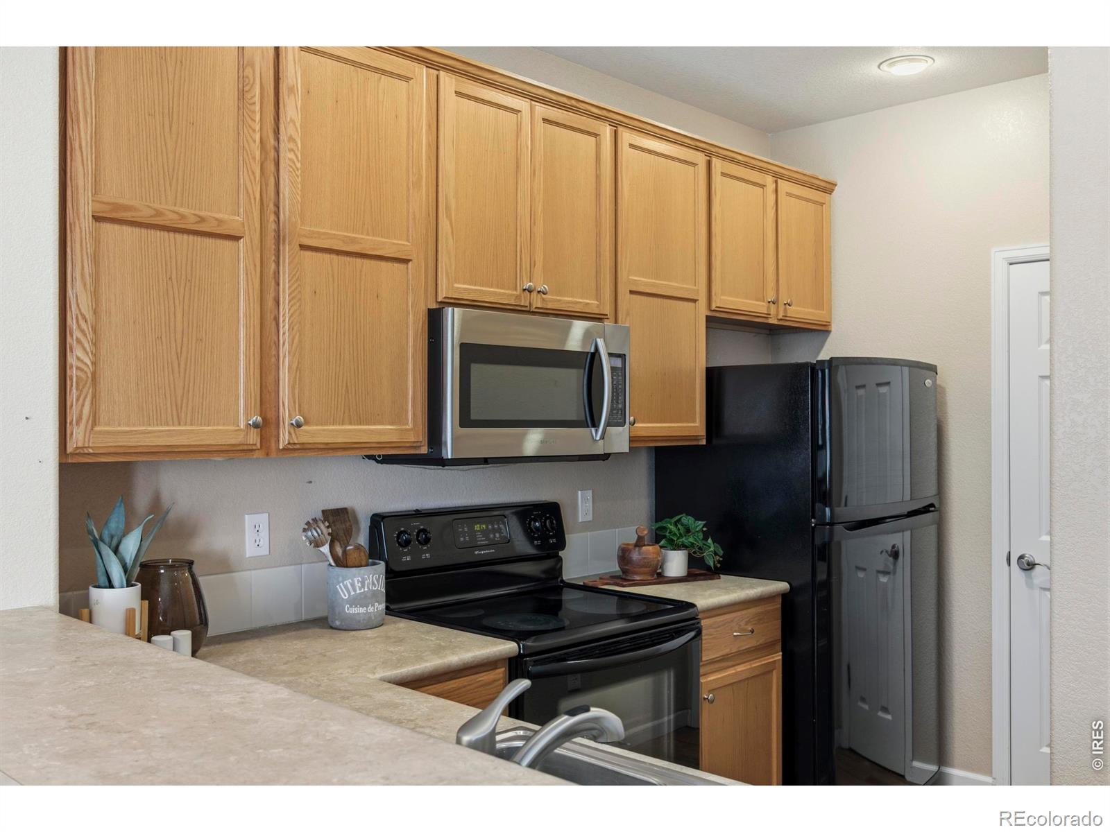 MLS Image #13 for 2921  kansas drive,fort collins, Colorado