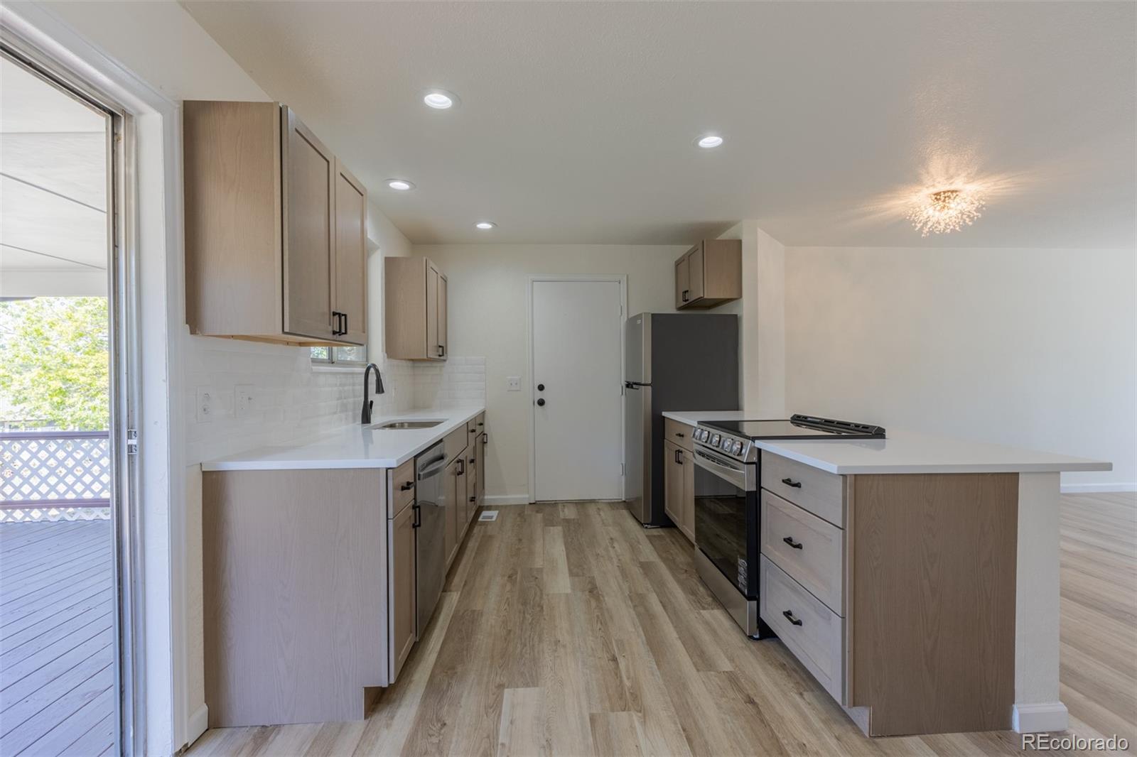 MLS Image #10 for 1341 s yampa court,aurora, Colorado