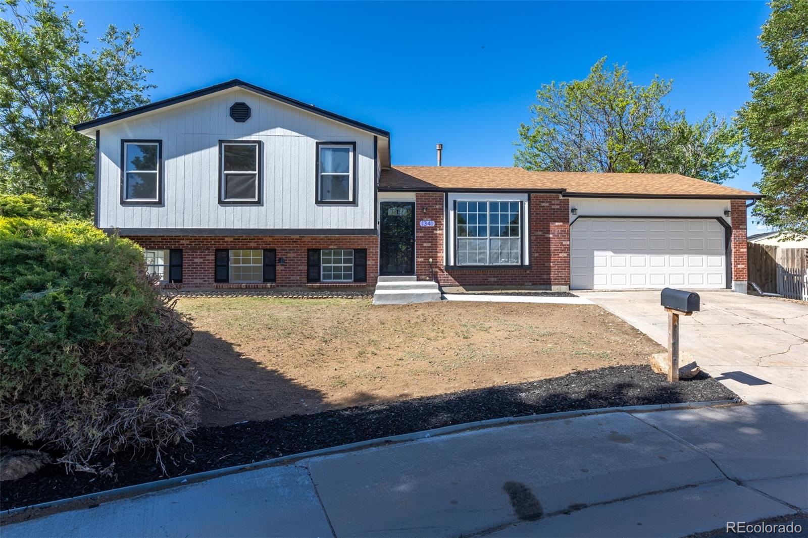 MLS Image #2 for 1341 s yampa court,aurora, Colorado