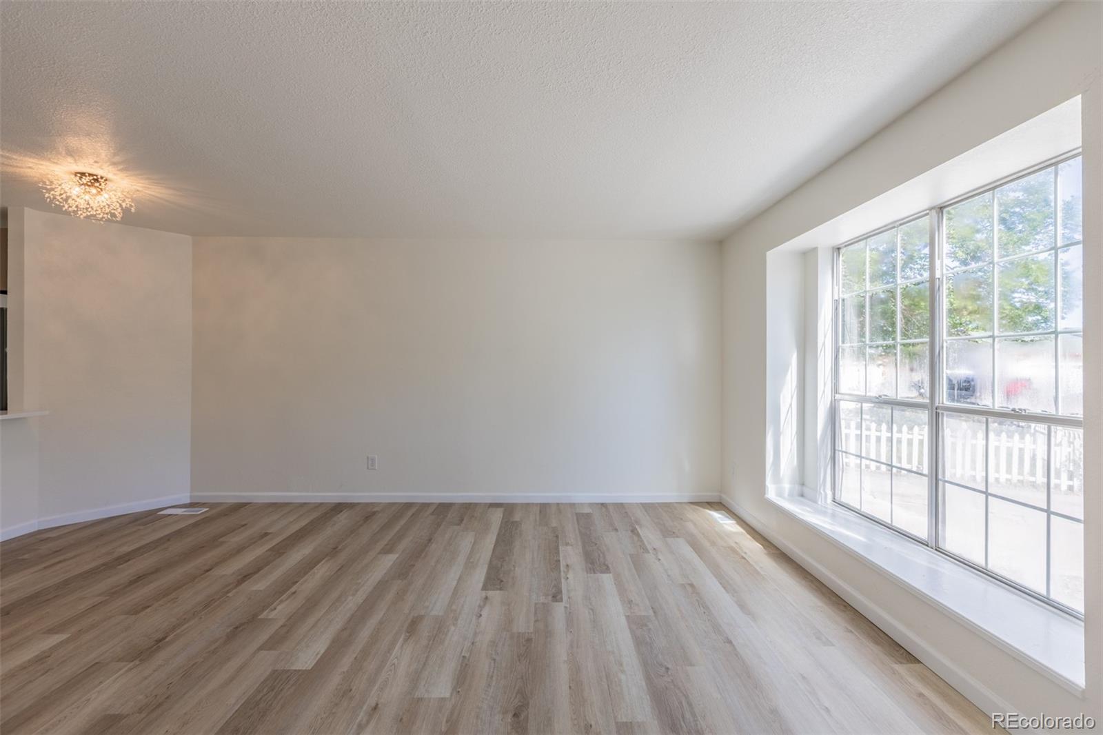 MLS Image #4 for 1341 s yampa court,aurora, Colorado