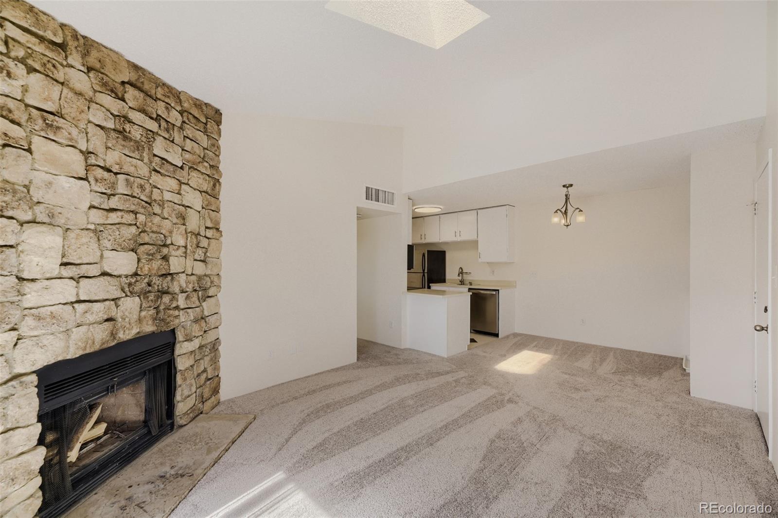 MLS Image #4 for 3100 s federal boulevard,denver, Colorado