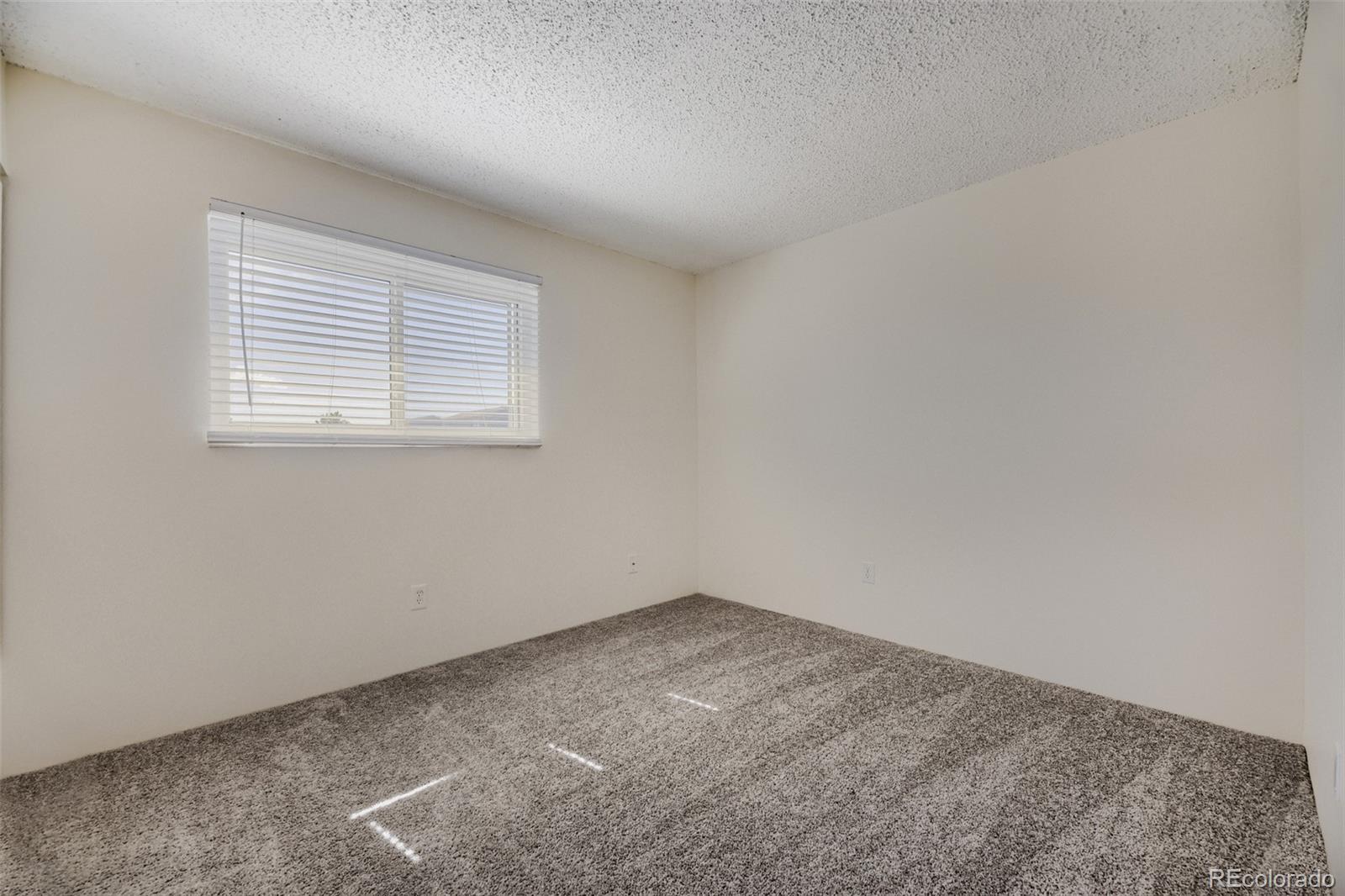 MLS Image #8 for 3100 s federal boulevard,denver, Colorado