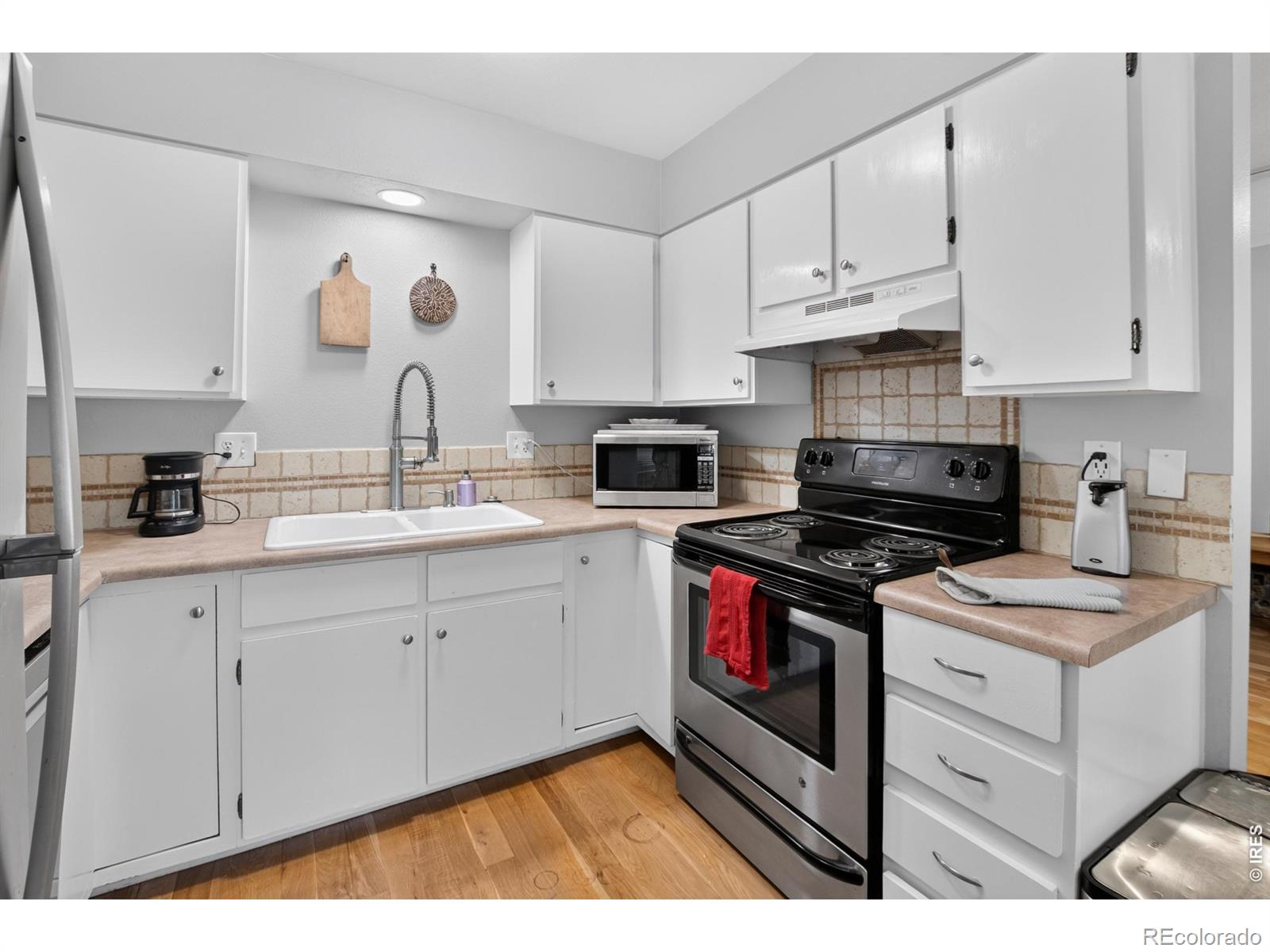 MLS Image #8 for 1024  oxford lane,fort collins, Colorado