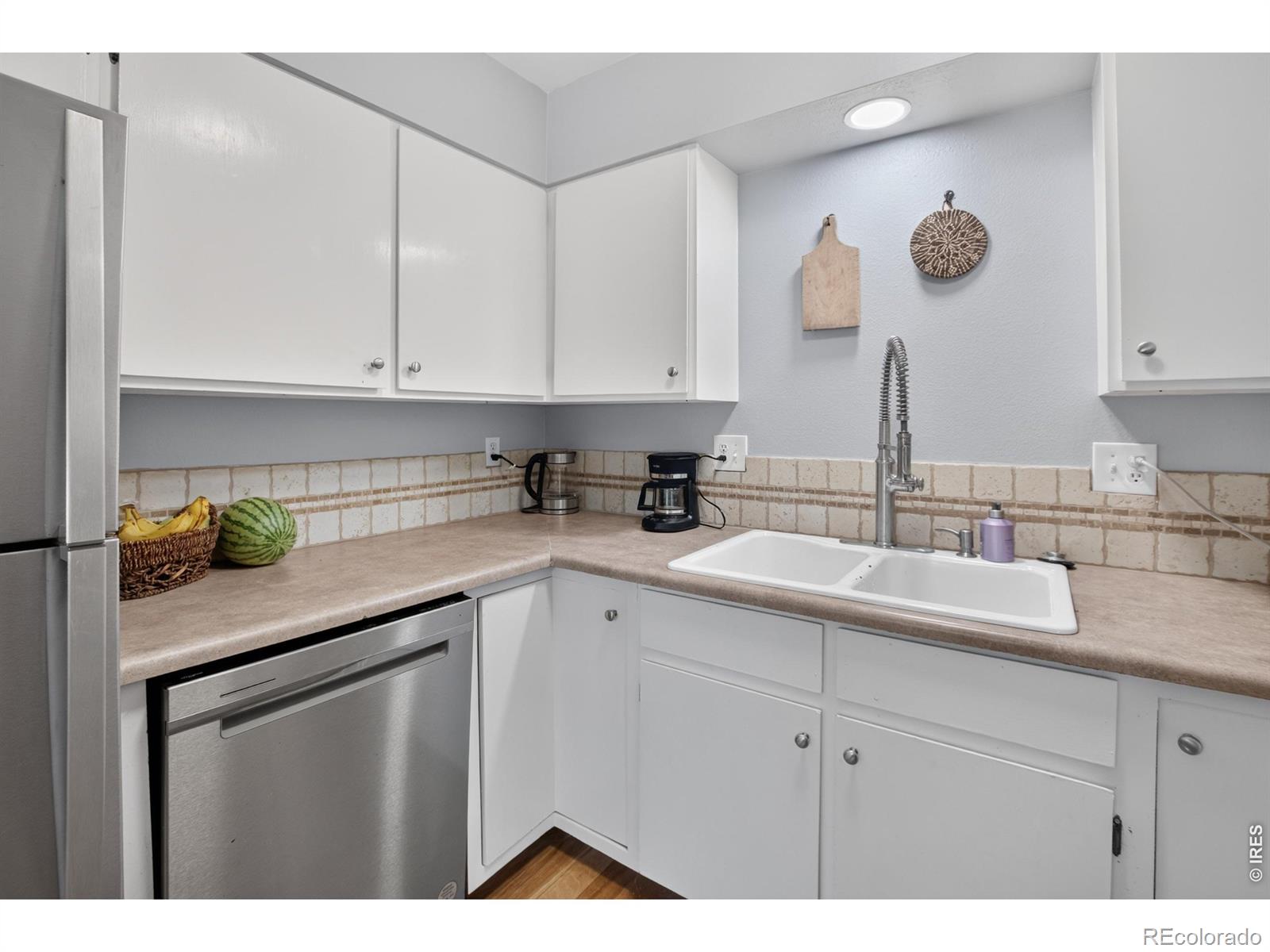 MLS Image #9 for 1024  oxford lane,fort collins, Colorado