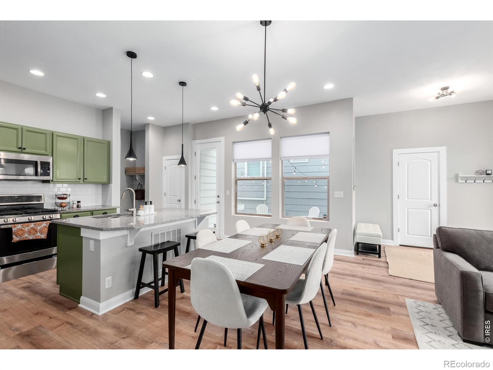 MLS Image #2 for 1440 w 67th avenue,denver, Colorado