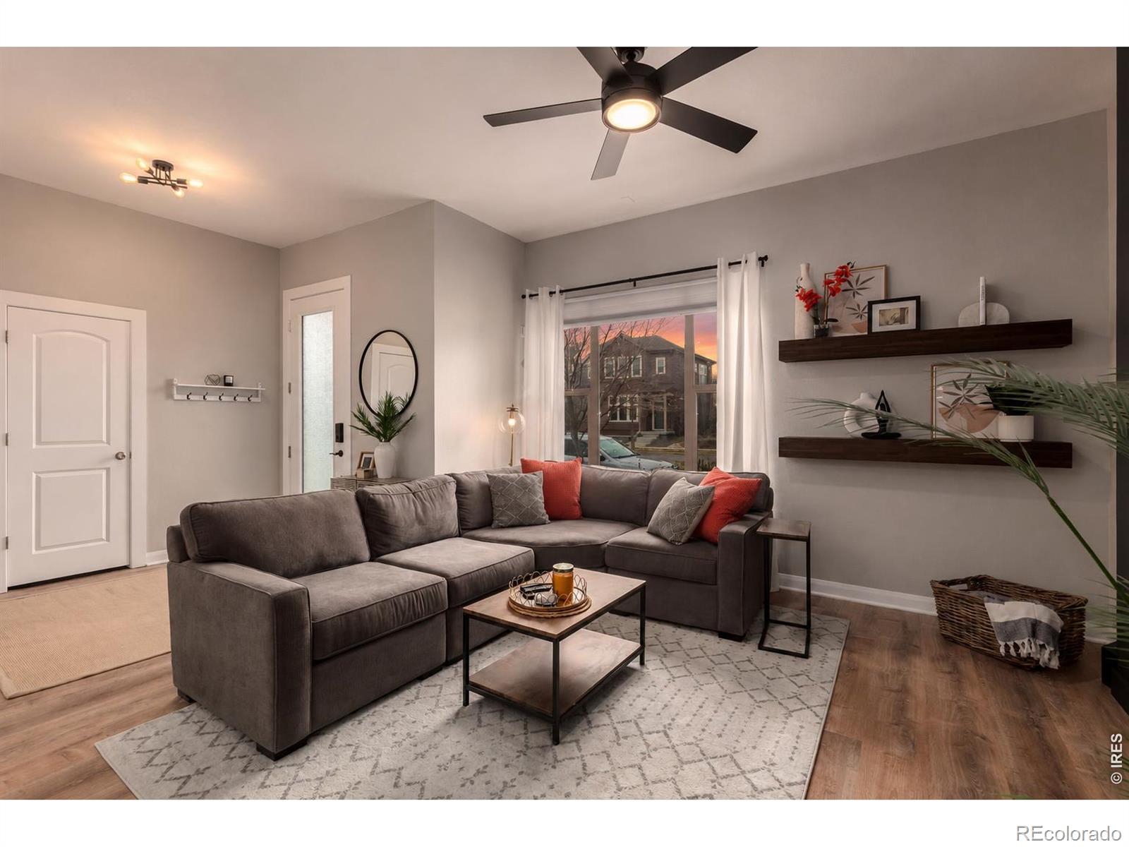 MLS Image #3 for 1440 w 67th avenue,denver, Colorado