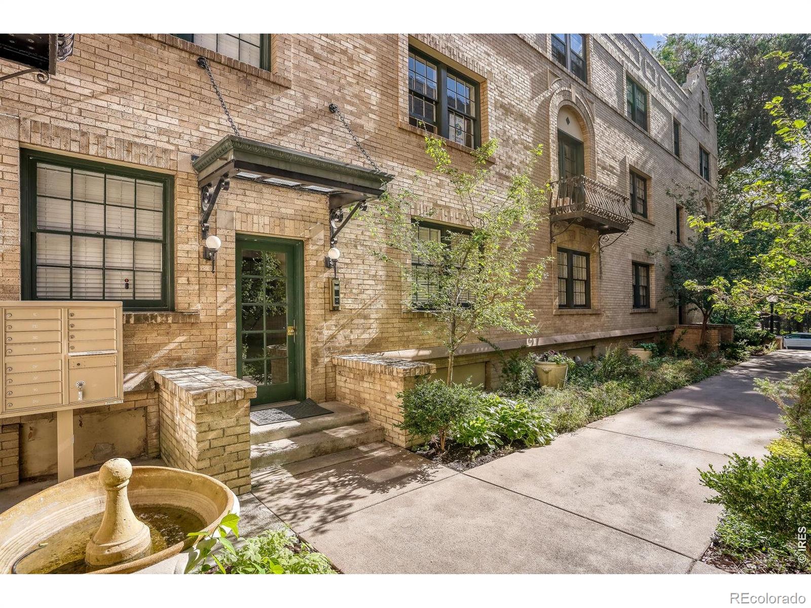 MLS Image #2 for 960 n sherman street 3e,denver, Colorado