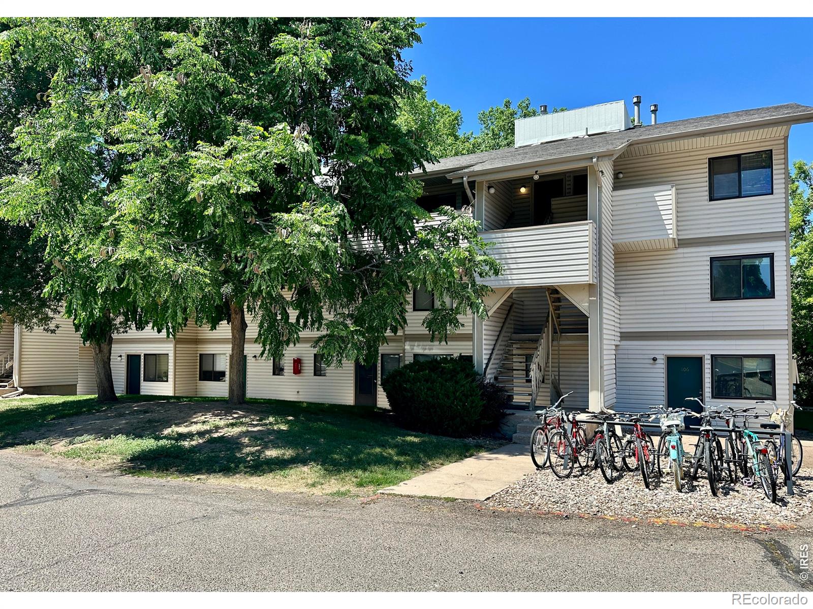 MLS Image #16 for 1705  heatheridge road,fort collins, Colorado