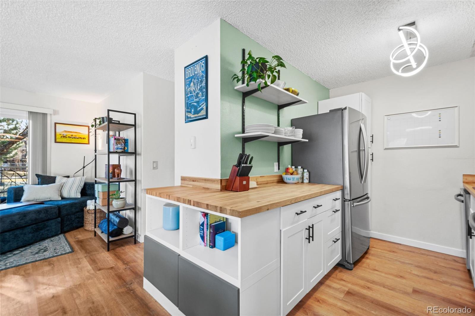 MLS Image #10 for 2225 s jasmine street,denver, Colorado