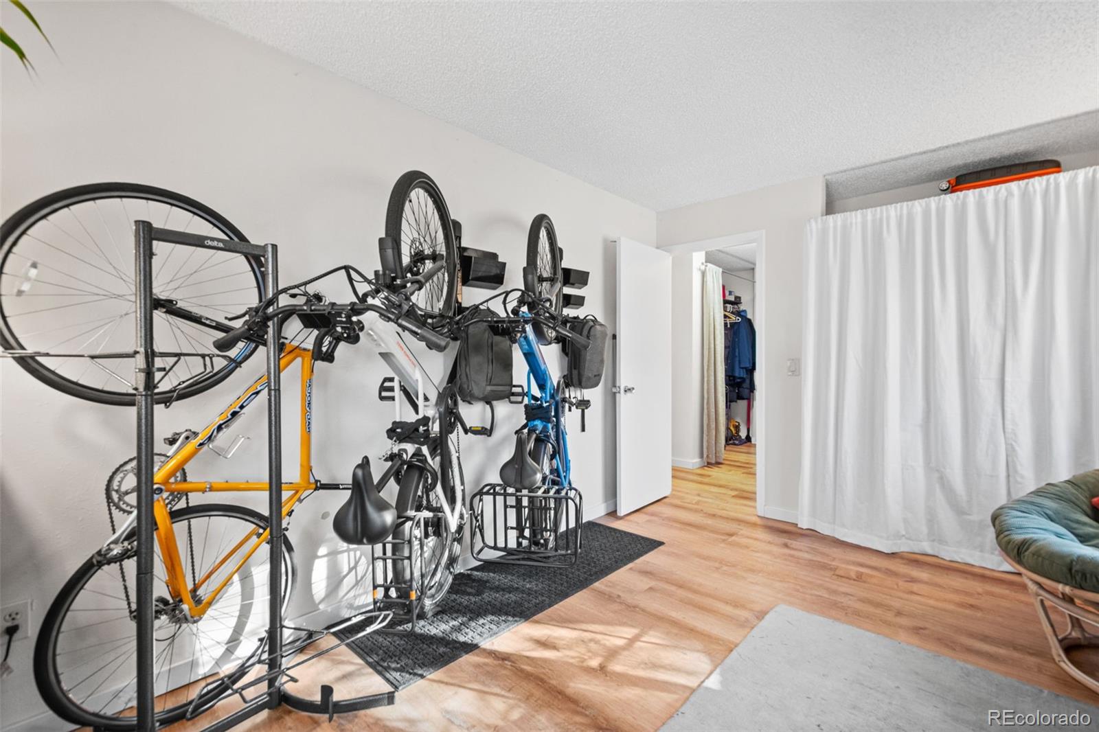 MLS Image #24 for 2225 s jasmine street,denver, Colorado