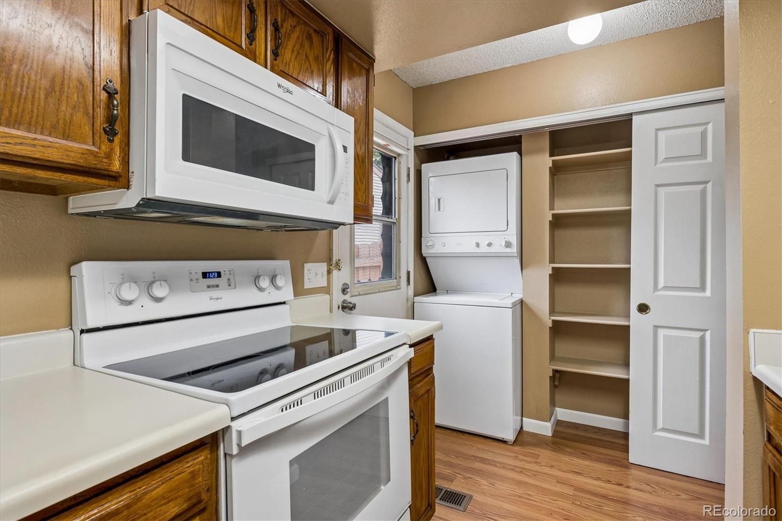MLS Image #13 for 15999 e alaska place,aurora, Colorado