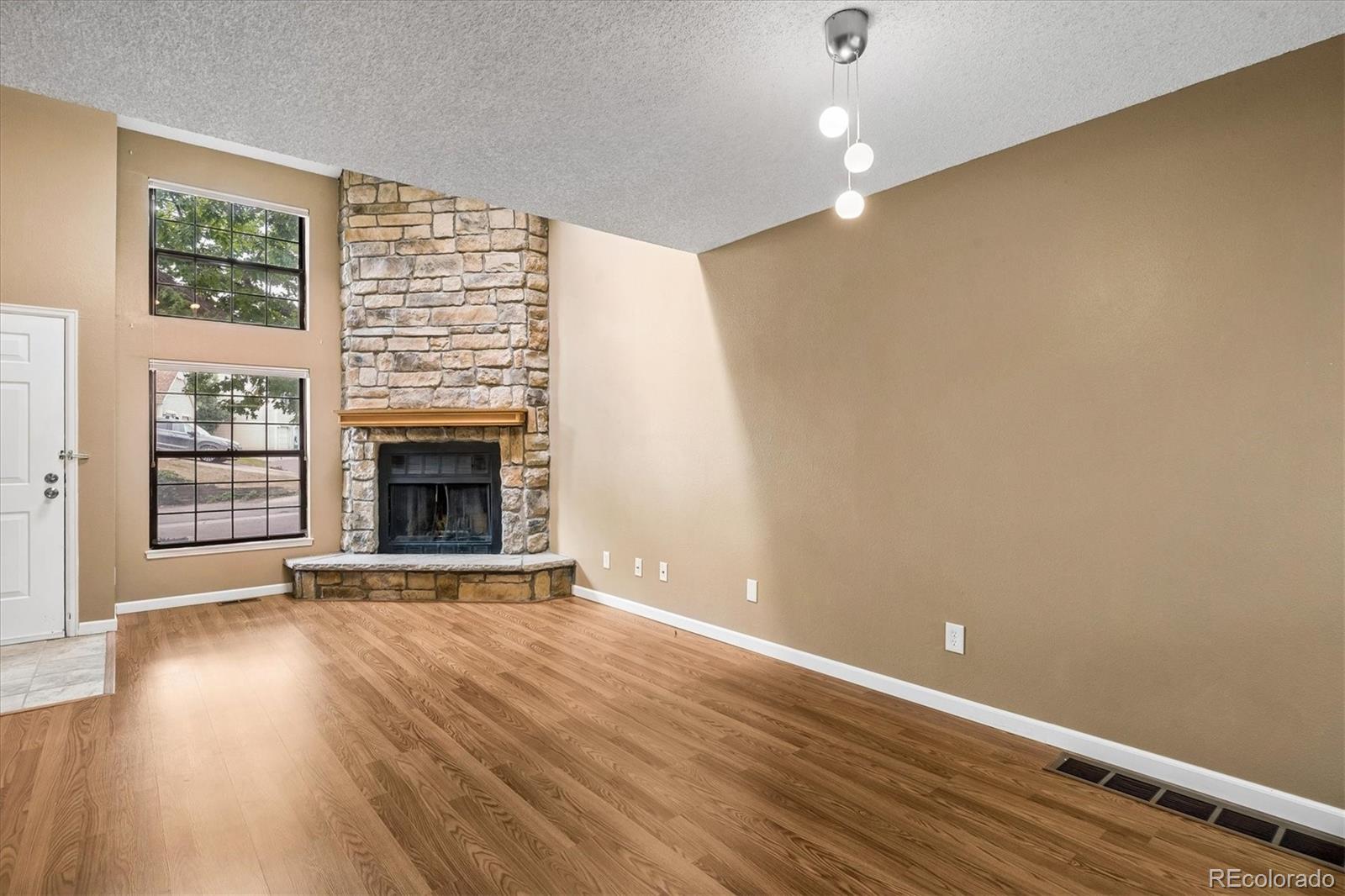 MLS Image #7 for 15999 e alaska place,aurora, Colorado