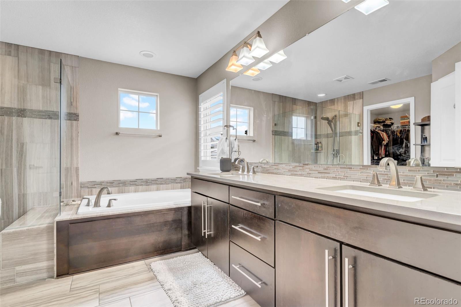 MLS Image #21 for 23850 e ontario place,aurora, Colorado