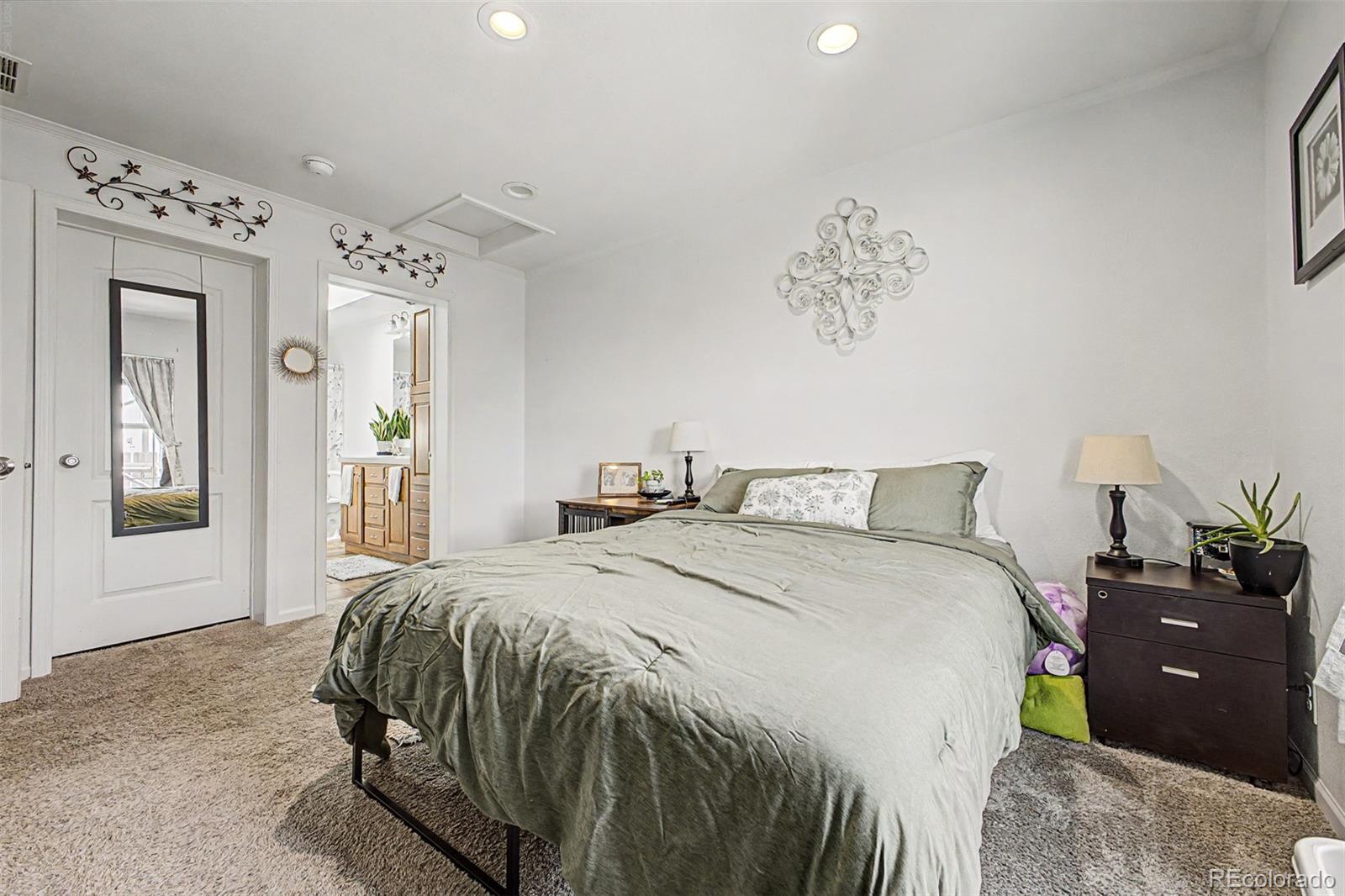 MLS Image #11 for 574  4th street,bennett, Colorado