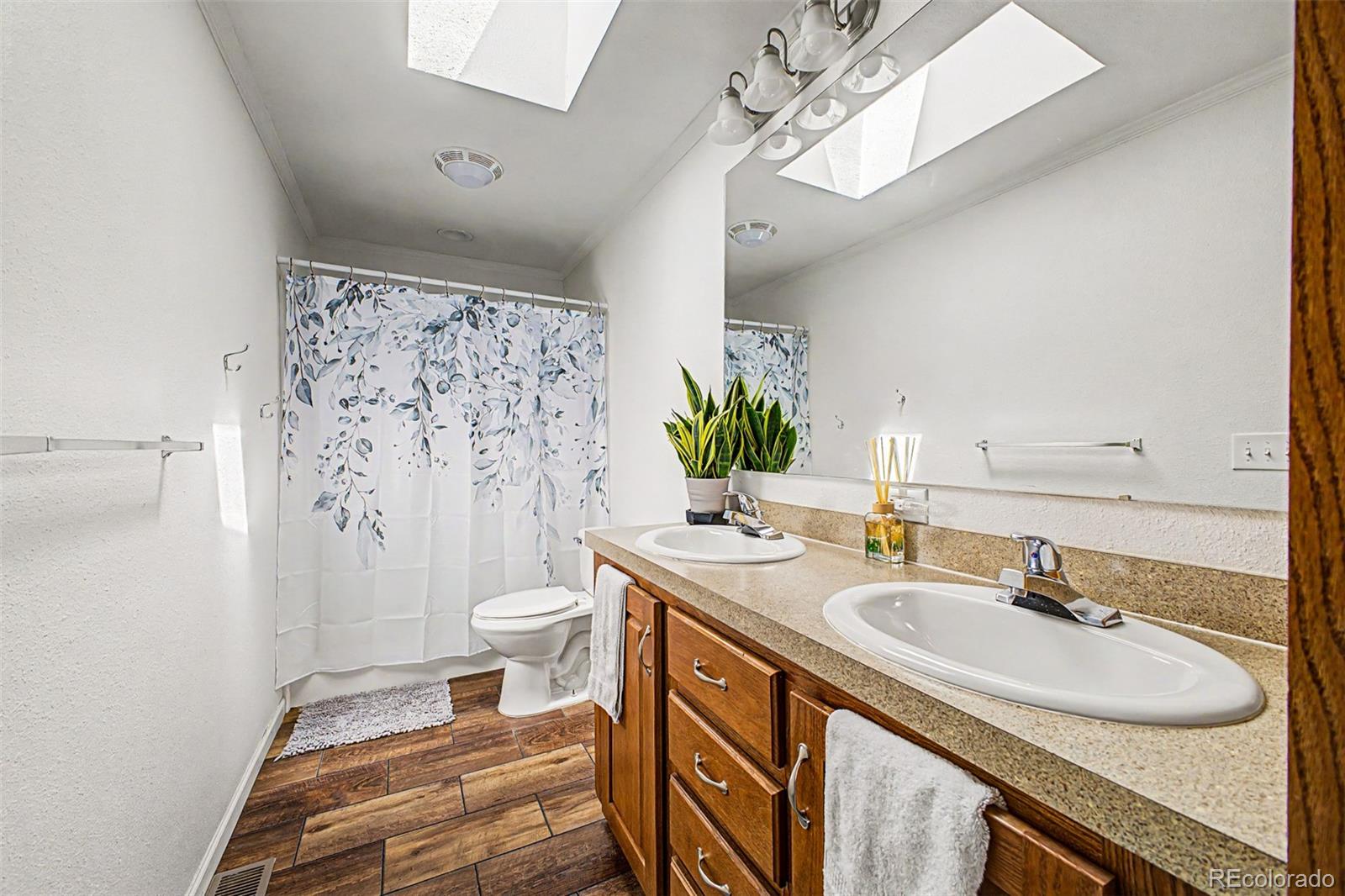 MLS Image #13 for 574  4th street,bennett, Colorado