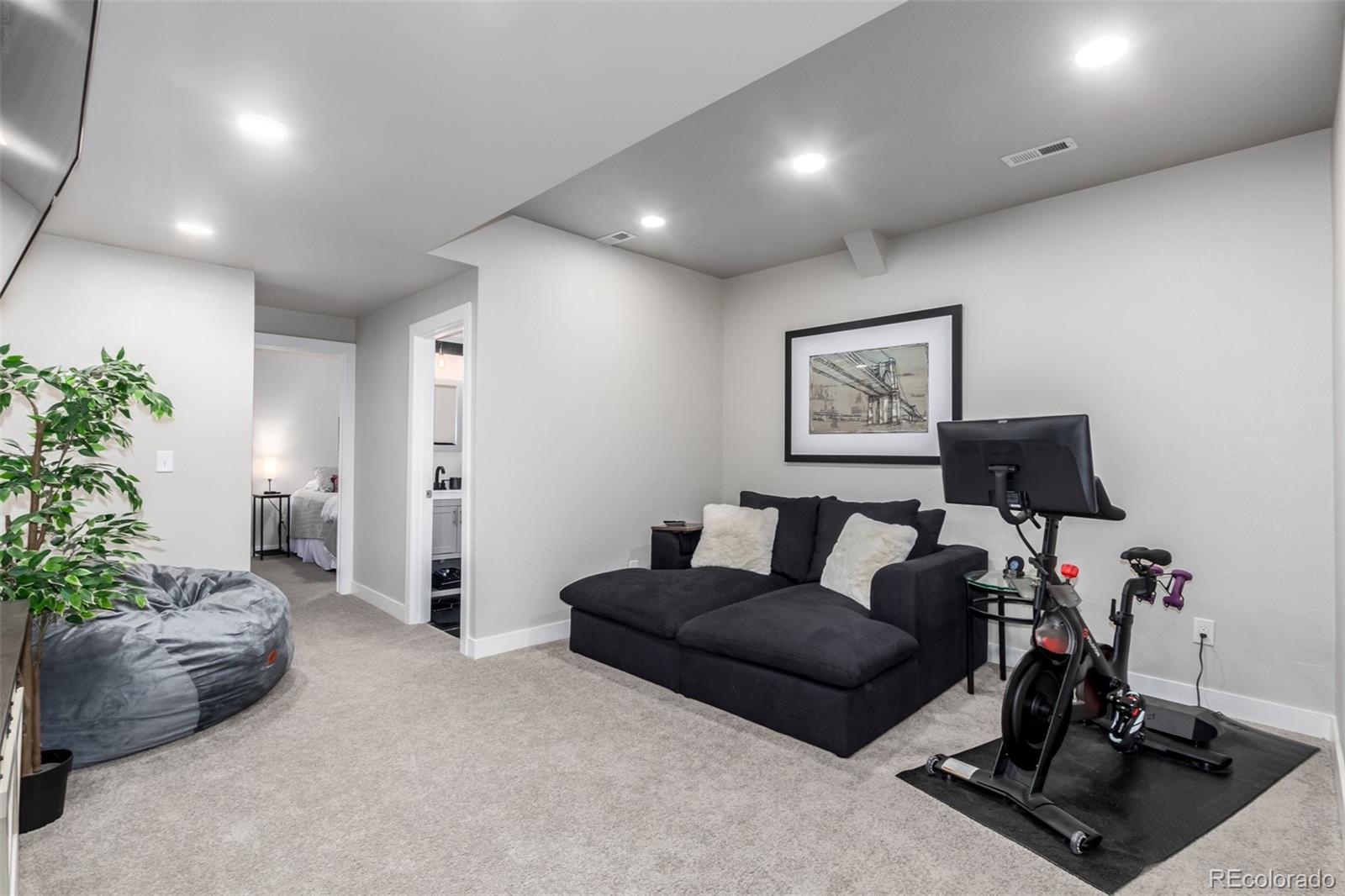 MLS Image #23 for 1440 w 67th avenue,denver, Colorado
