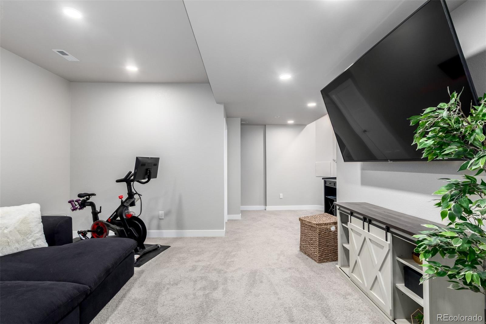 MLS Image #25 for 1440 w 67th avenue,denver, Colorado