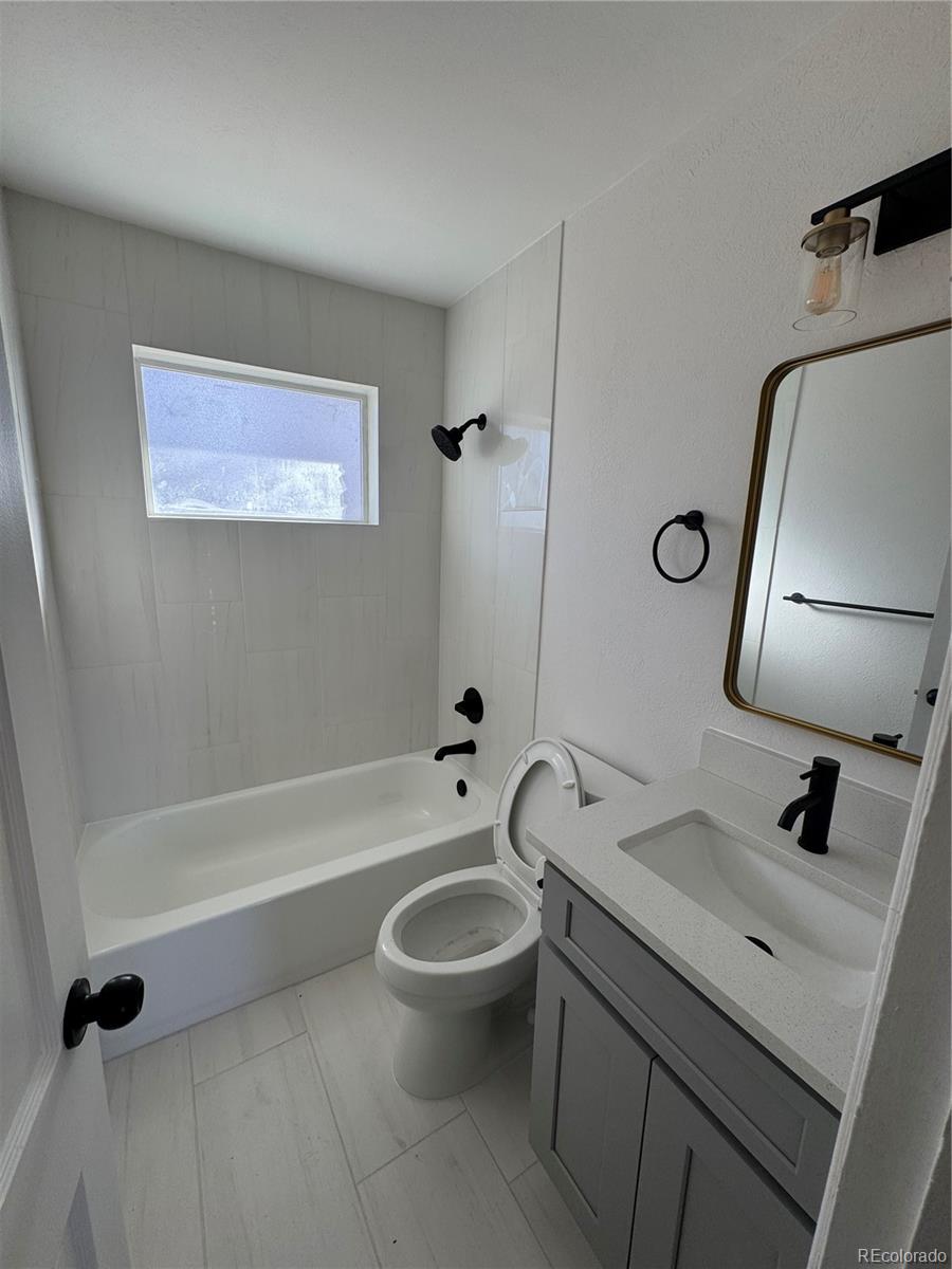 MLS Image #3 for 600  ingalls street,lakewood, Colorado