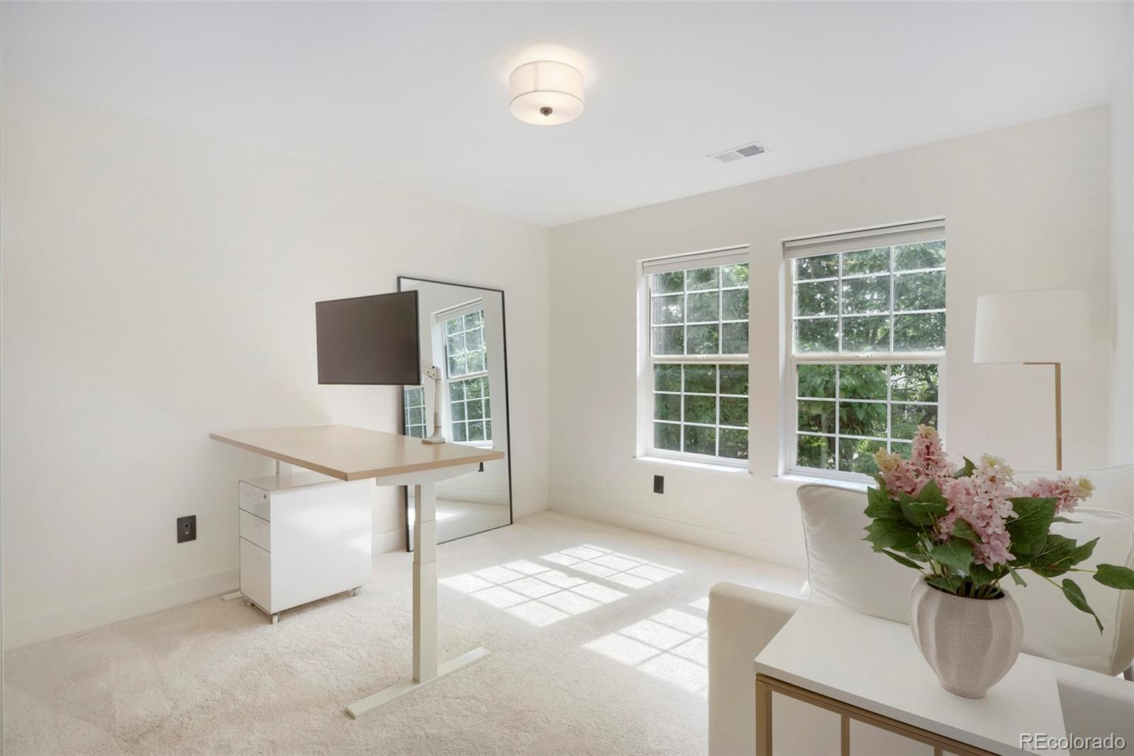 MLS Image #15 for 2071 s grant street,denver, Colorado