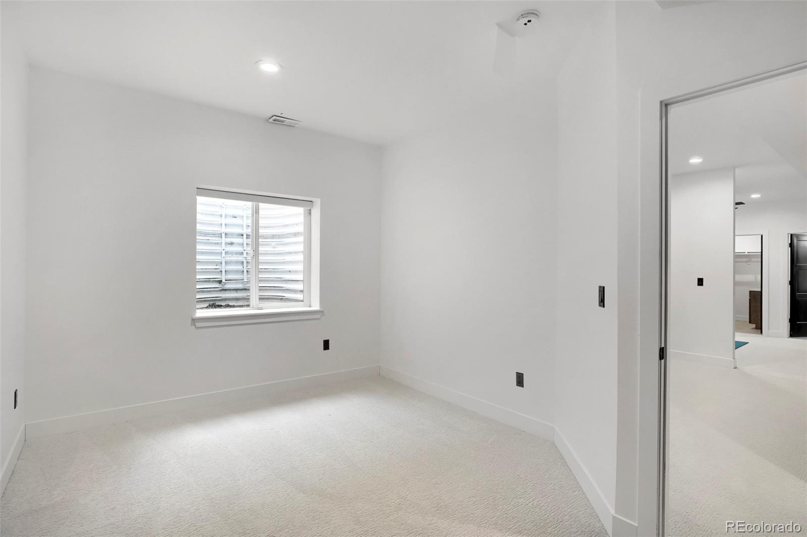 MLS Image #21 for 2071 s grant street,denver, Colorado