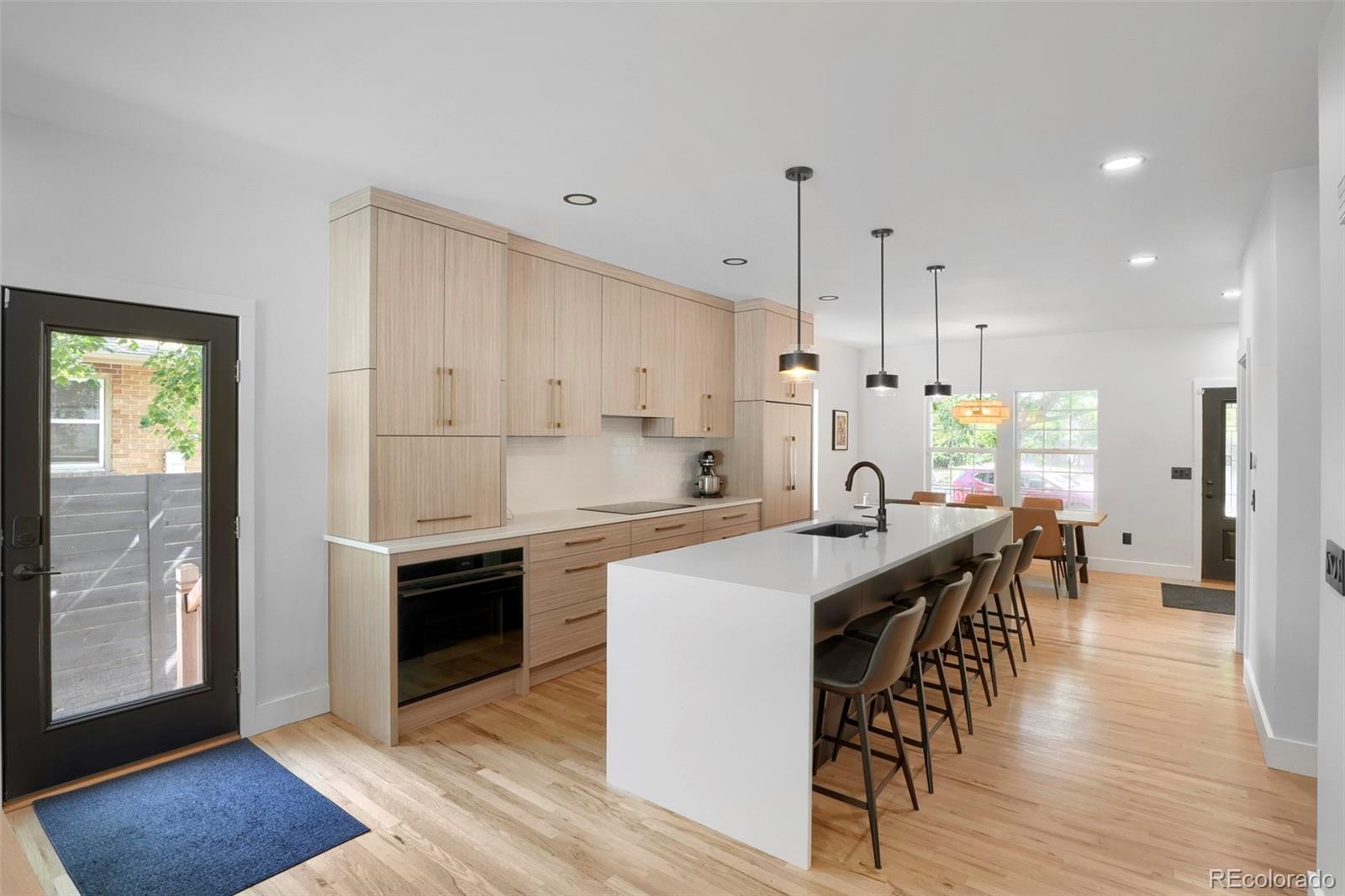 MLS Image #5 for 2071 s grant street,denver, Colorado