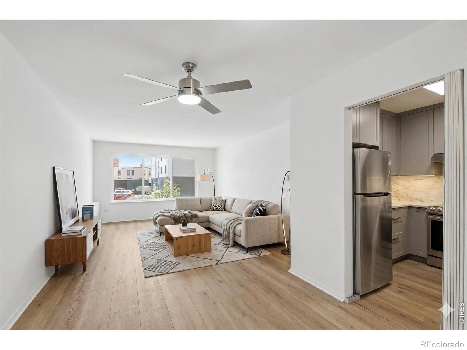 MLS Image #12 for 855 n pennsylvania street,denver, Colorado