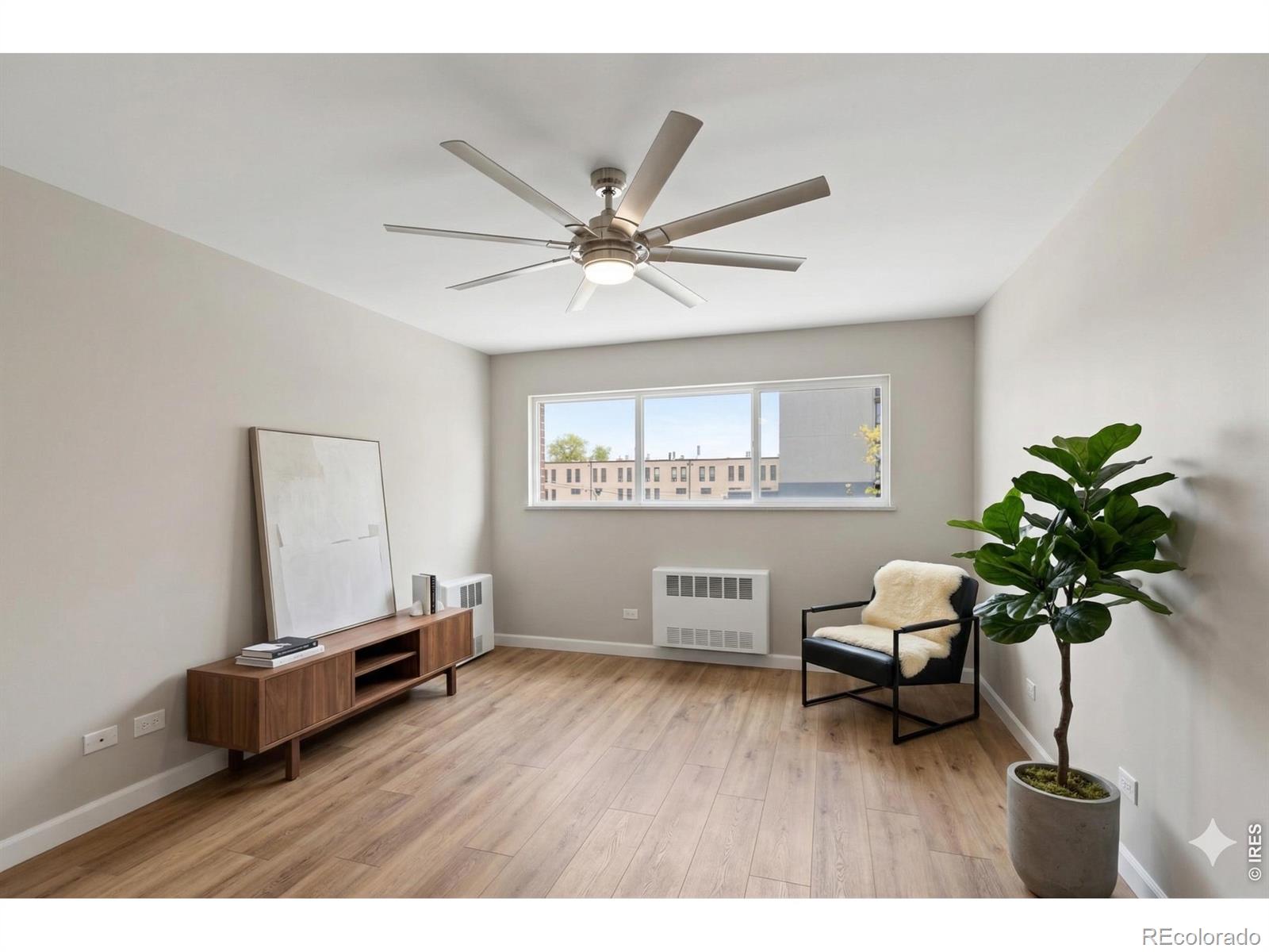 MLS Image #19 for 855 n pennsylvania street,denver, Colorado