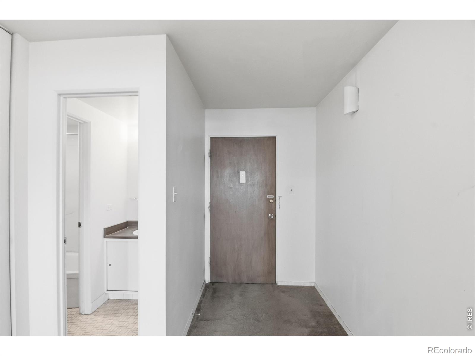 MLS Image #3 for 855 n pennsylvania street,denver, Colorado