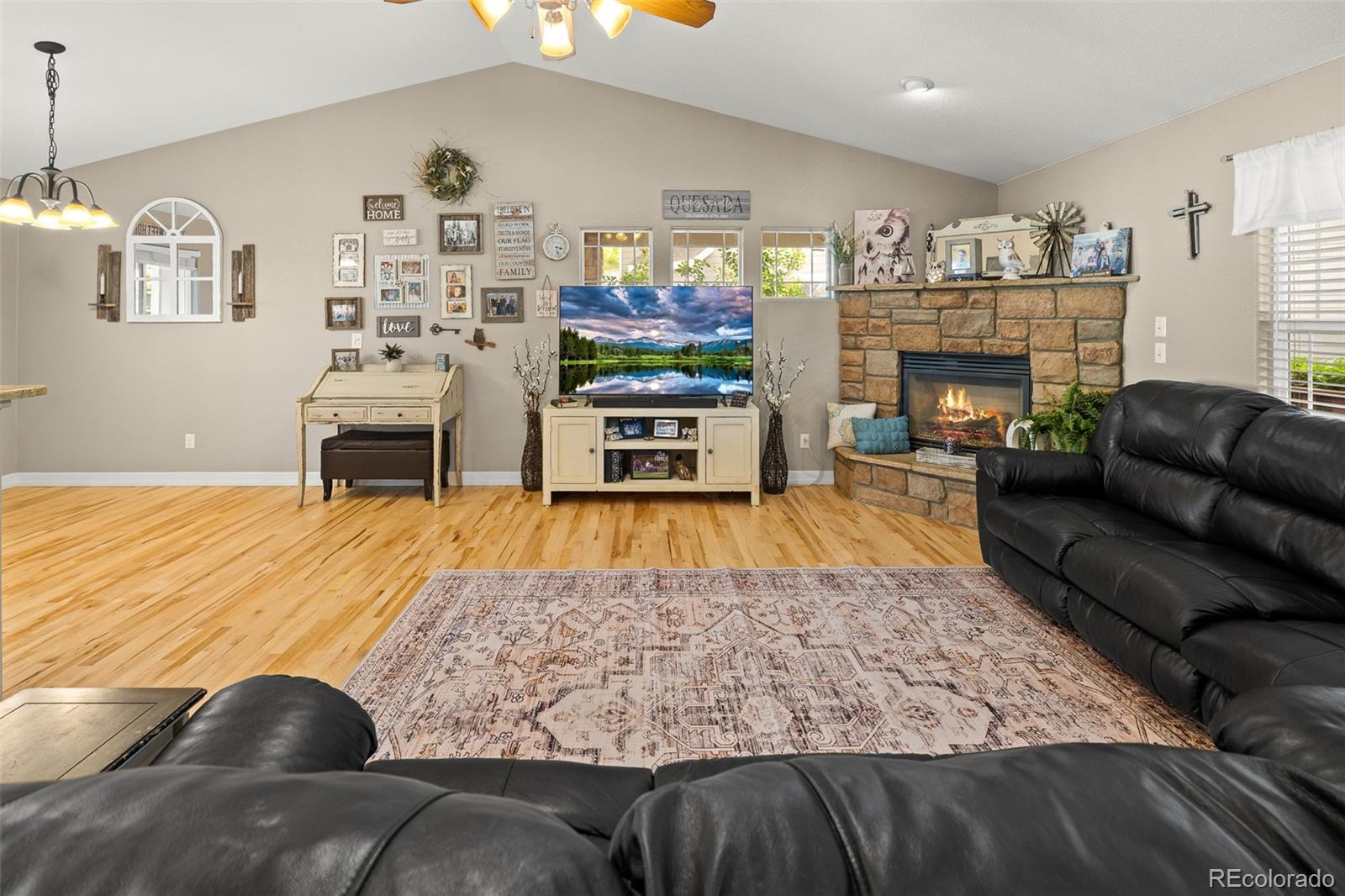MLS Image #15 for 563  kenai court,windsor, Colorado