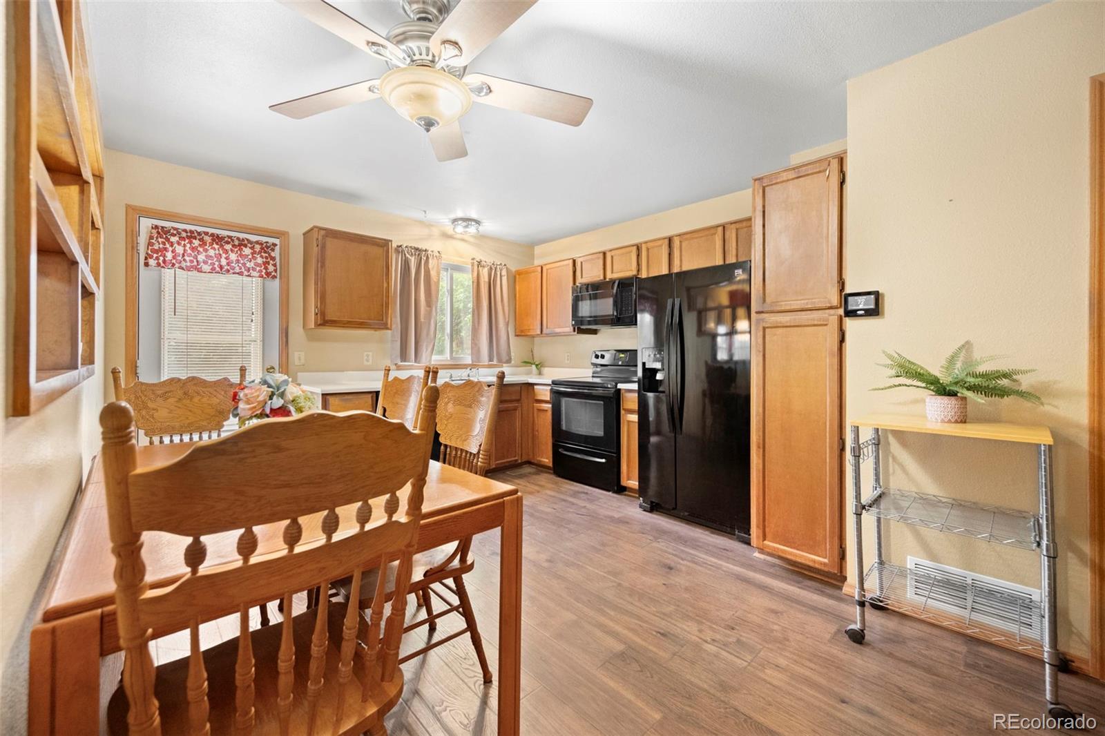 MLS Image #10 for 720  walden court,littleton, Colorado