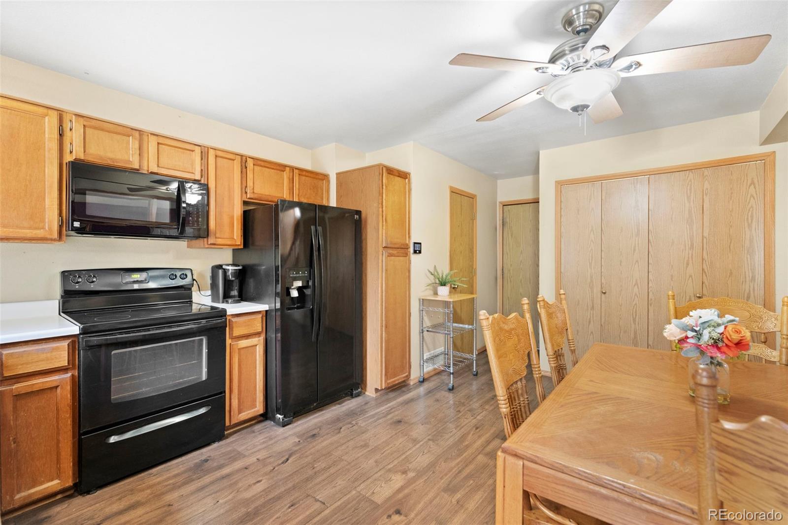 MLS Image #14 for 720  walden court,littleton, Colorado